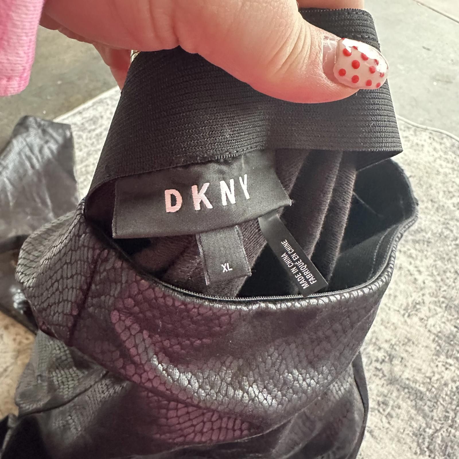 DKNY DKNY Black Faux Snakeskin Leggings - XL Size 40" / US 18 - 3 Thumbnail