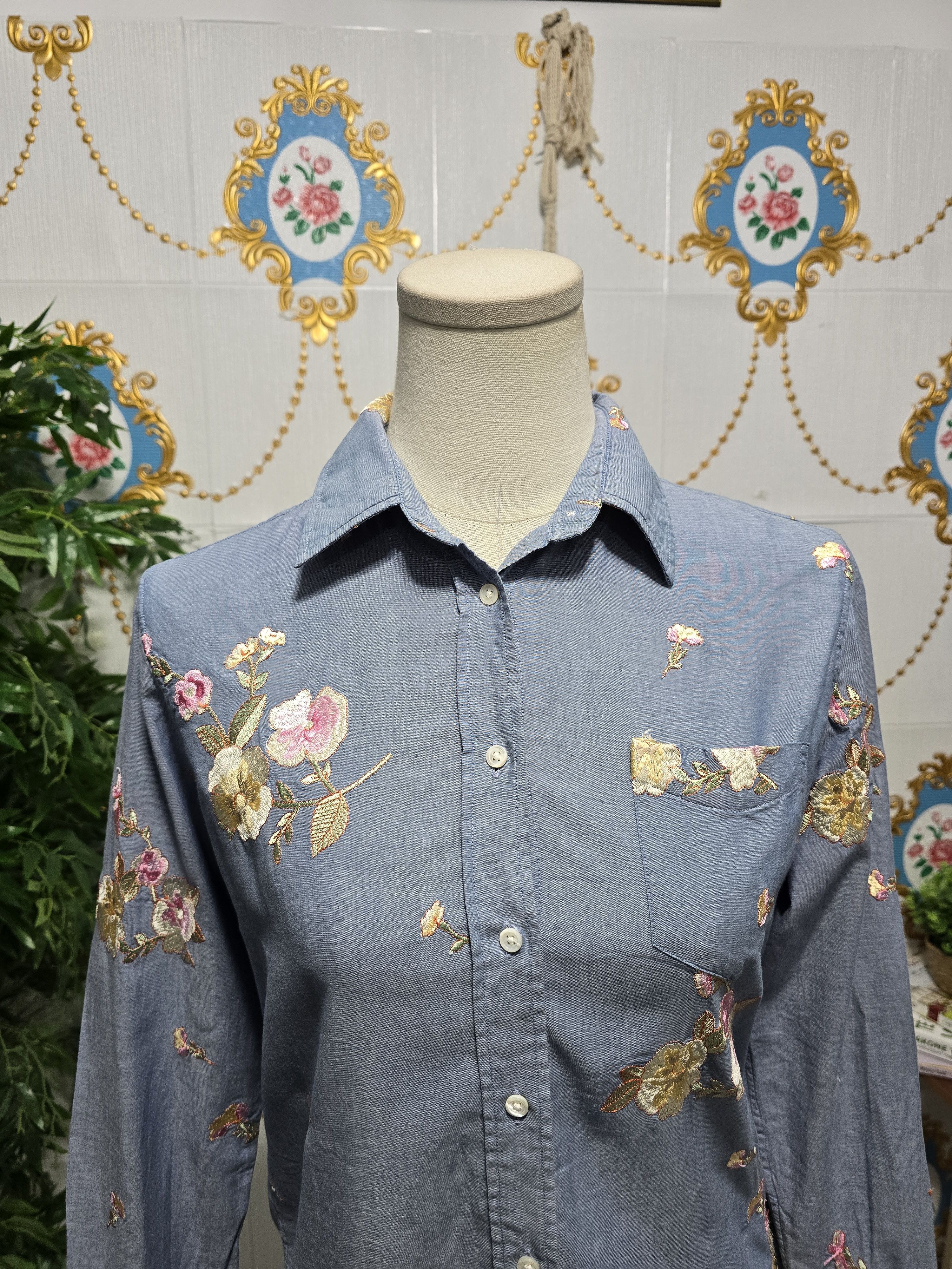 Gant GANT rare Shirt , floreal pattern in NEW CONDITION Size S / US 4 / IT 40 - 2 Thumbnail