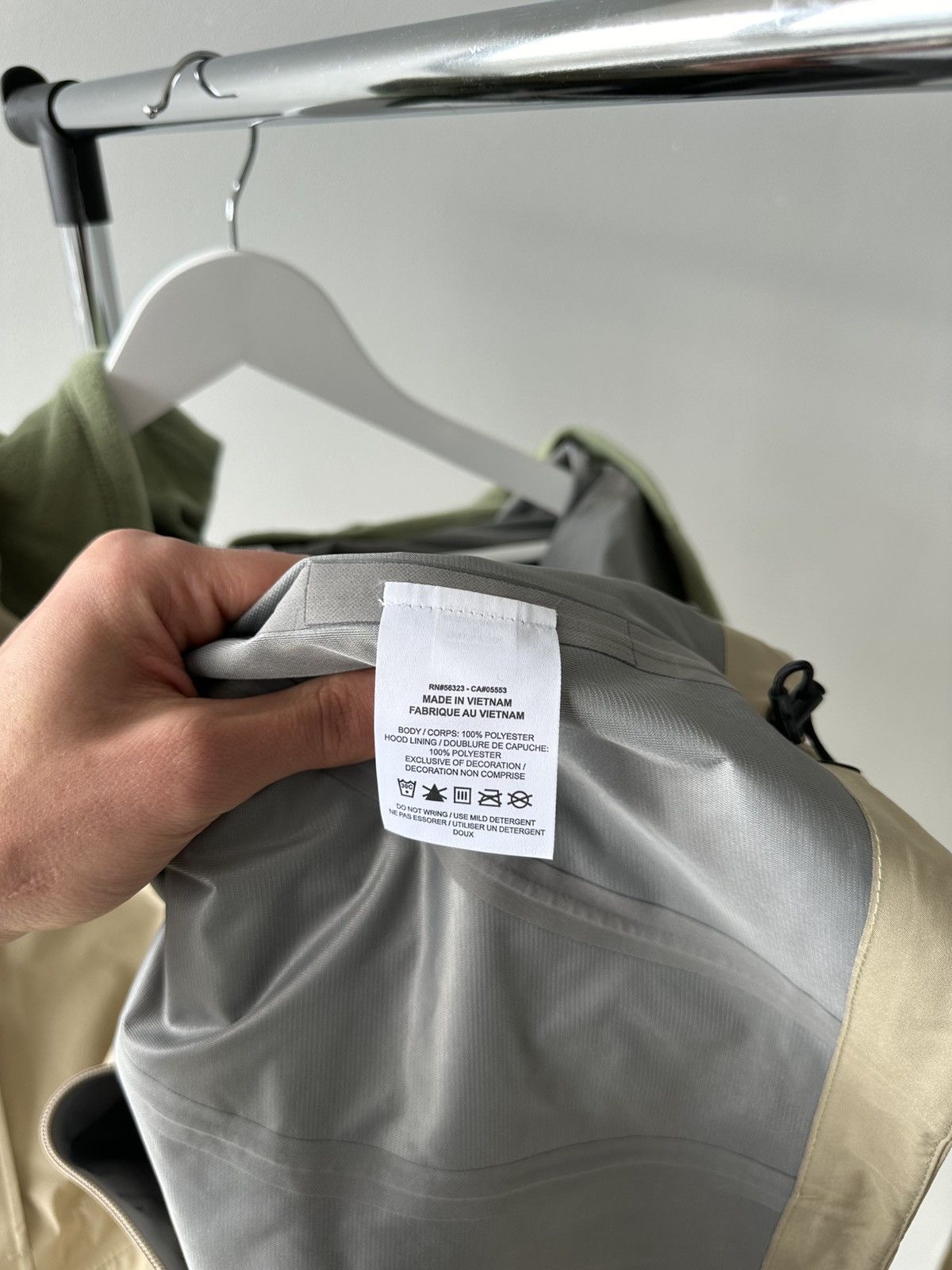 Nike × Travis Scott NWT $400 Nike x Cactus Jack Travis Scott NRG BH Jacket Beige Size US S / EU 44-46 / 1 - 9 Thumbnail