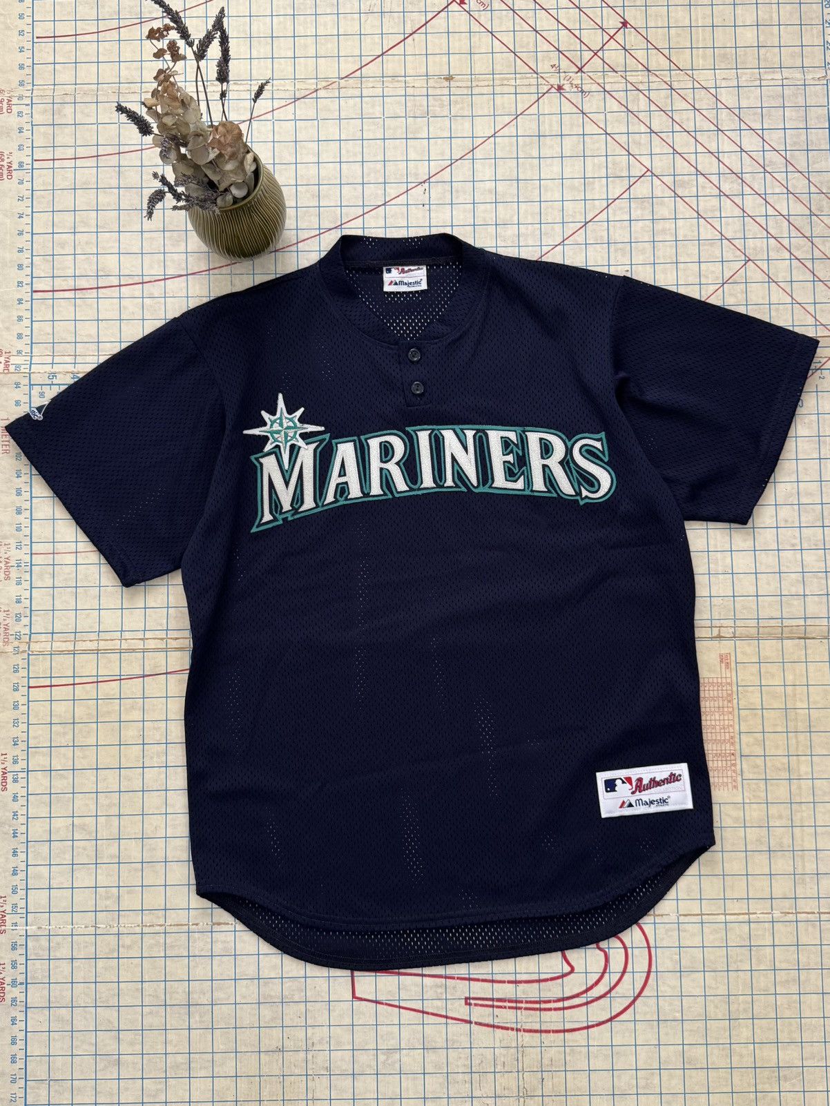 MLB × Majestic × Vintage Seattle Mariners Majestic 2 Button Pull Over Jersey Fits XL Size US XL / EU 56 / 4 - 1 Thumbnail