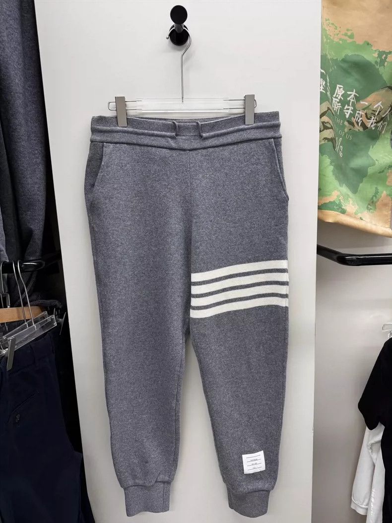 Thom Browne Thom Browne size1 Gray slacks Size US 26 / EU 42 - 1 Thumbnail
