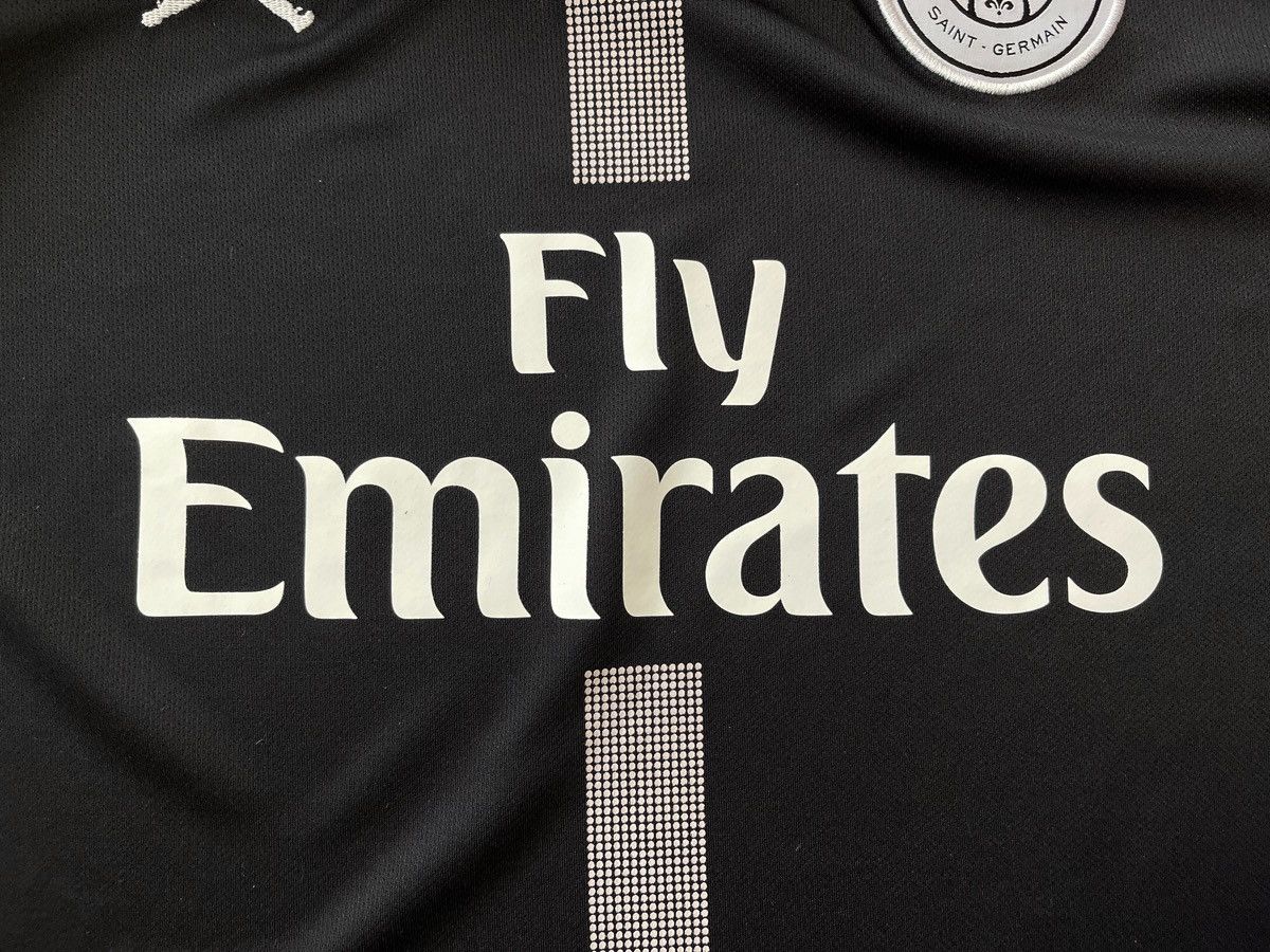 Jordan Brand Paris Saint-Germain X Jordan 2018-2019 Third Nike PSG jersey Size US S / EU 44-46 / 1 - 5 Thumbnail