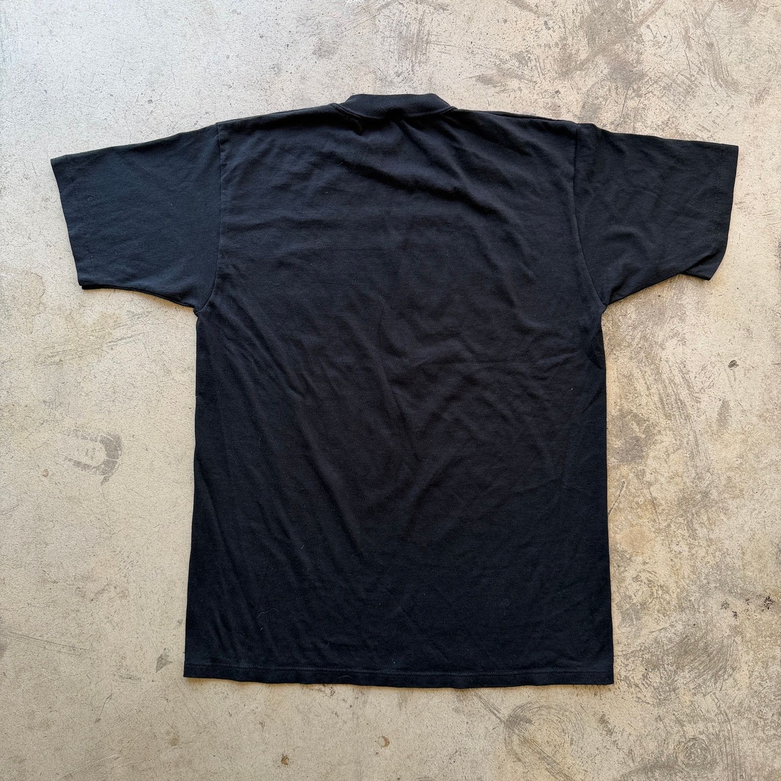 WWF Vintage 90s WWF The Undertaker The Dark Days Tee Jerzees Size US L / EU 52-54 / 3 - 6 Thumbnail