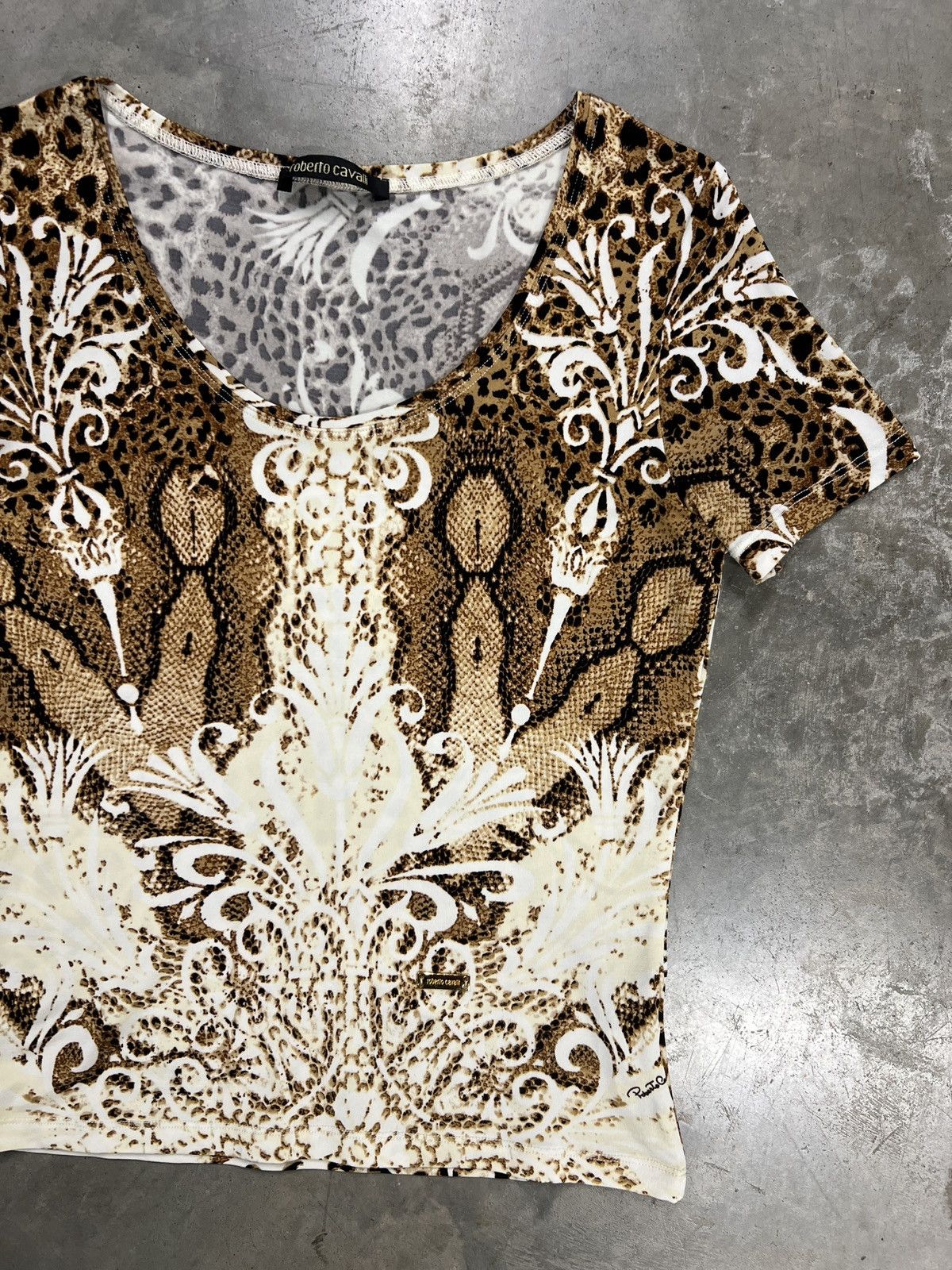 Roberto Cavalli 2006 Vintage Roberto Cavalli Leopard Snakeskin T-Shirt Size M / US 6-8 / IT 42-44 - 3 Thumbnail