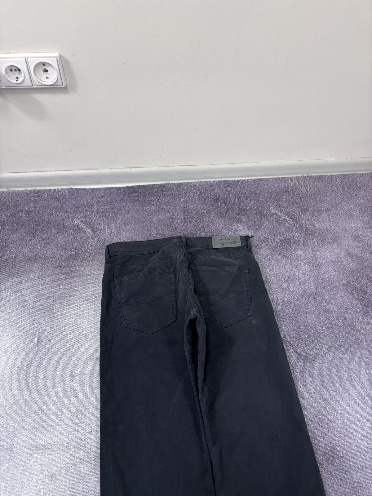 Diesel Diesel Buster NWT Men’s Slim Straight Black Pants Jeans Size US 29 - 15 Thumbnail