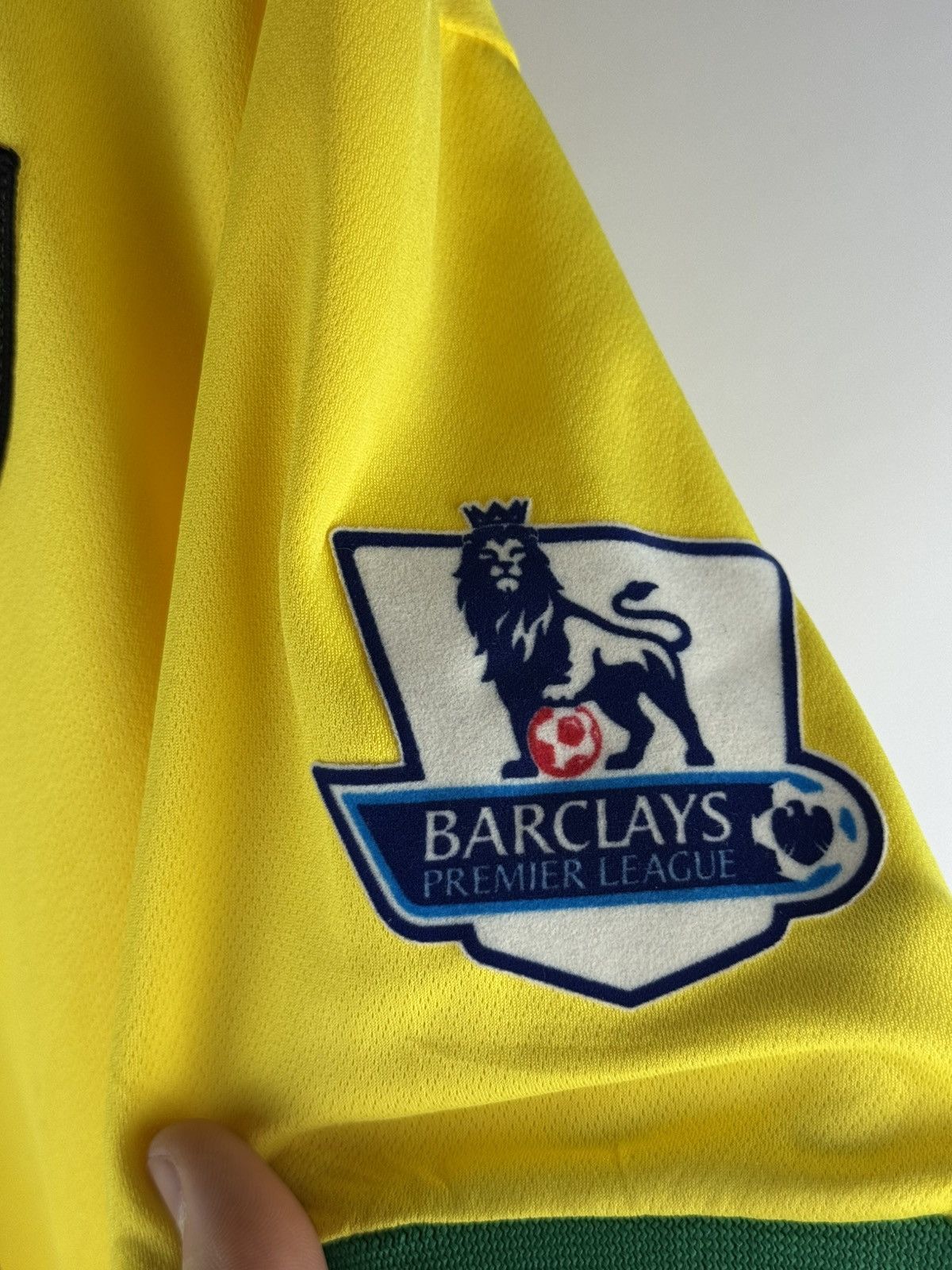 Errea Norwich City Home Football Soccer Jersey Shirt Errea 2011/12 Size US S / EU 44-46 / 1 - 8 Thumbnail