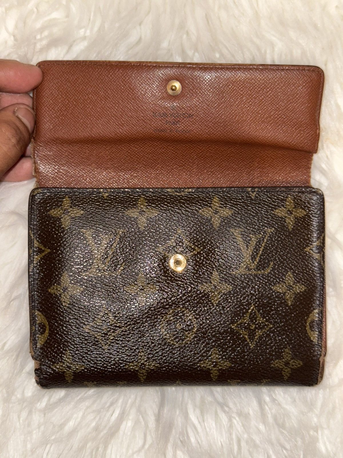 Louis Vuitton Lous Vuitton Brown Monogram Wallet Size ONE SIZE - 2 Thumbnail