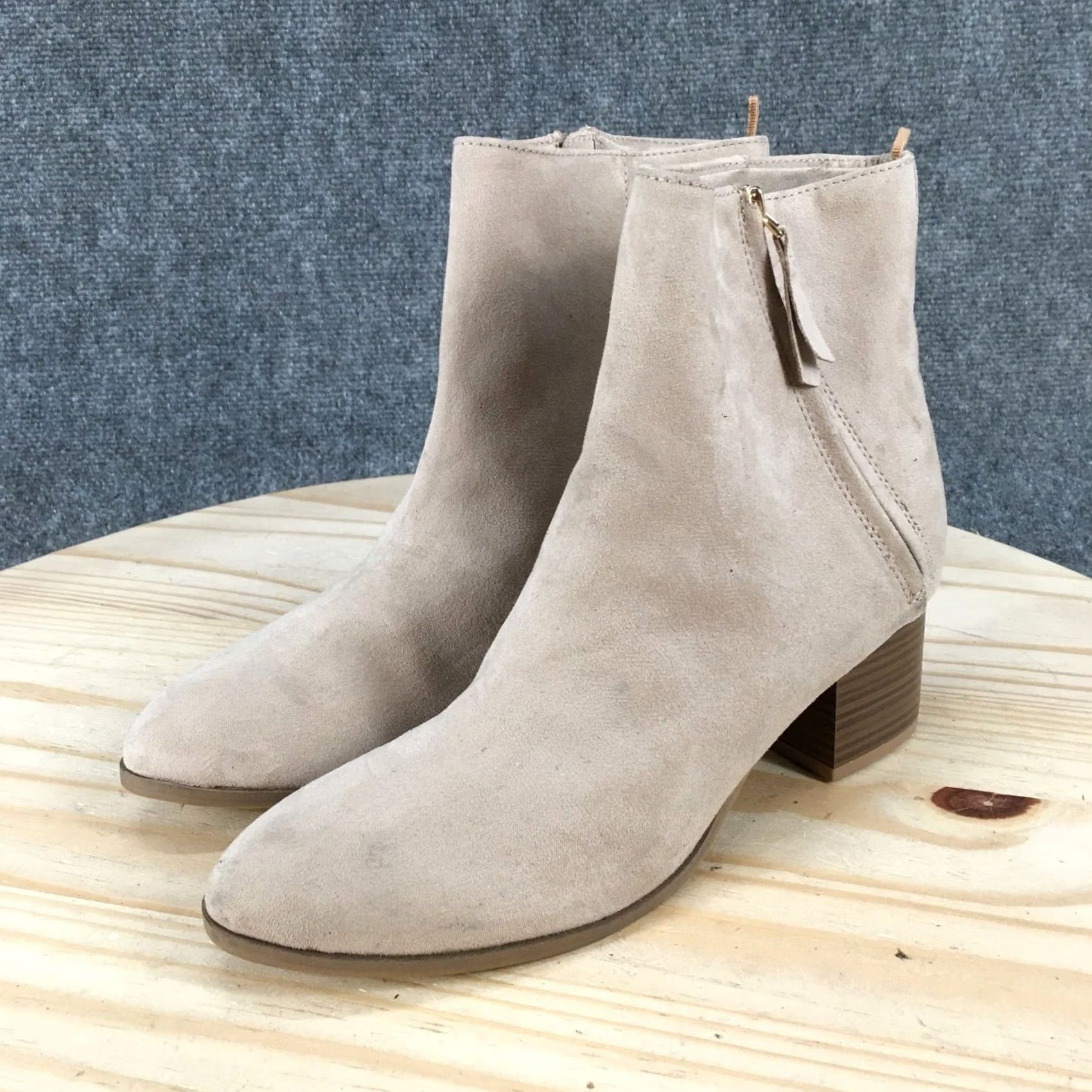 Old Navy Old Navy Boots Womens 8 Casual Side Zip Ankle Booties Beige Faux Suede Heels Size US 8 / IT 38 - 3 Thumbnail
