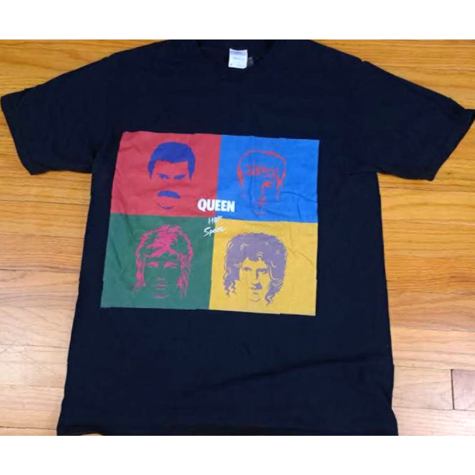 Port & Company Port & Company Rock Band Freddie & Black Box Queen T-Shirt Mens M Black Cotton Short Sleeve Crew Neck Graphic Print 26in Long 18in Chest Regular Fit Size US M / EU 48-50 / 2 - 3 Thumbnail