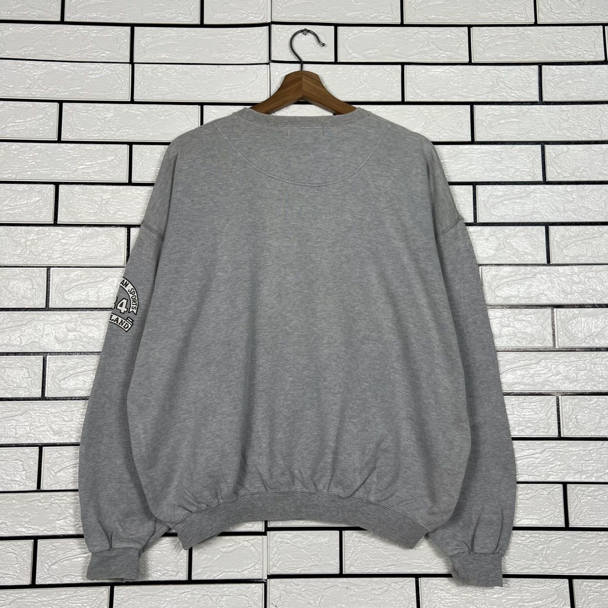 Vintage Vintage UNIVERSITY SPORT CLUB PORTLAND Sweatshirt #3972-C181 Size US L / EU 52-54 / 3 - 14 Thumbnail
