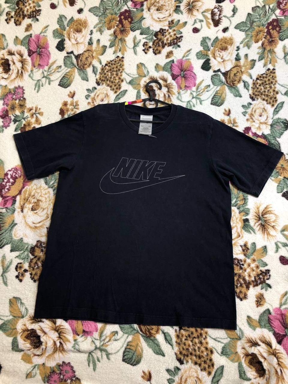 Nike Nike T Shirt Big Logo 90s Vintage streetwear Size US L / EU 52-54 / 3 - 1 Thumbnail