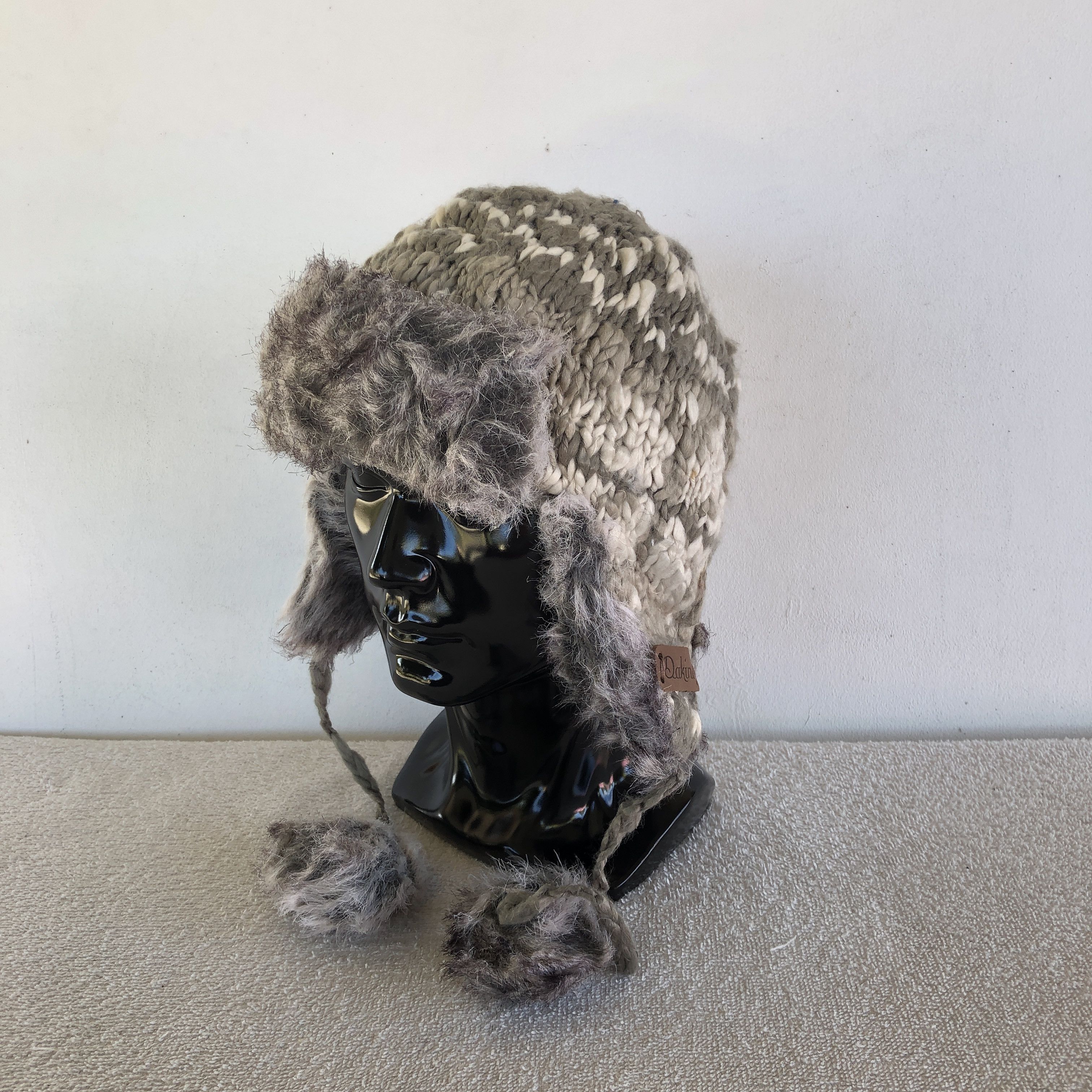 Japanese Brand Vintage 90s Dakine Earflap Beanie Knit Fur Snow Caps Hats Size ONE SIZE - 1 Thumbnail