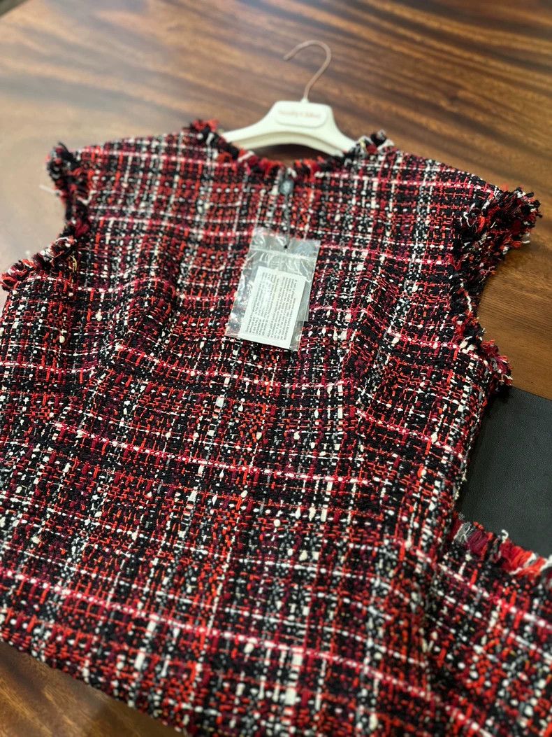 Alexander McQueen Alexander McQUEEN Coarse woolen small fragrant style dress, Size S / US 4 / IT 40 - 4 Thumbnail