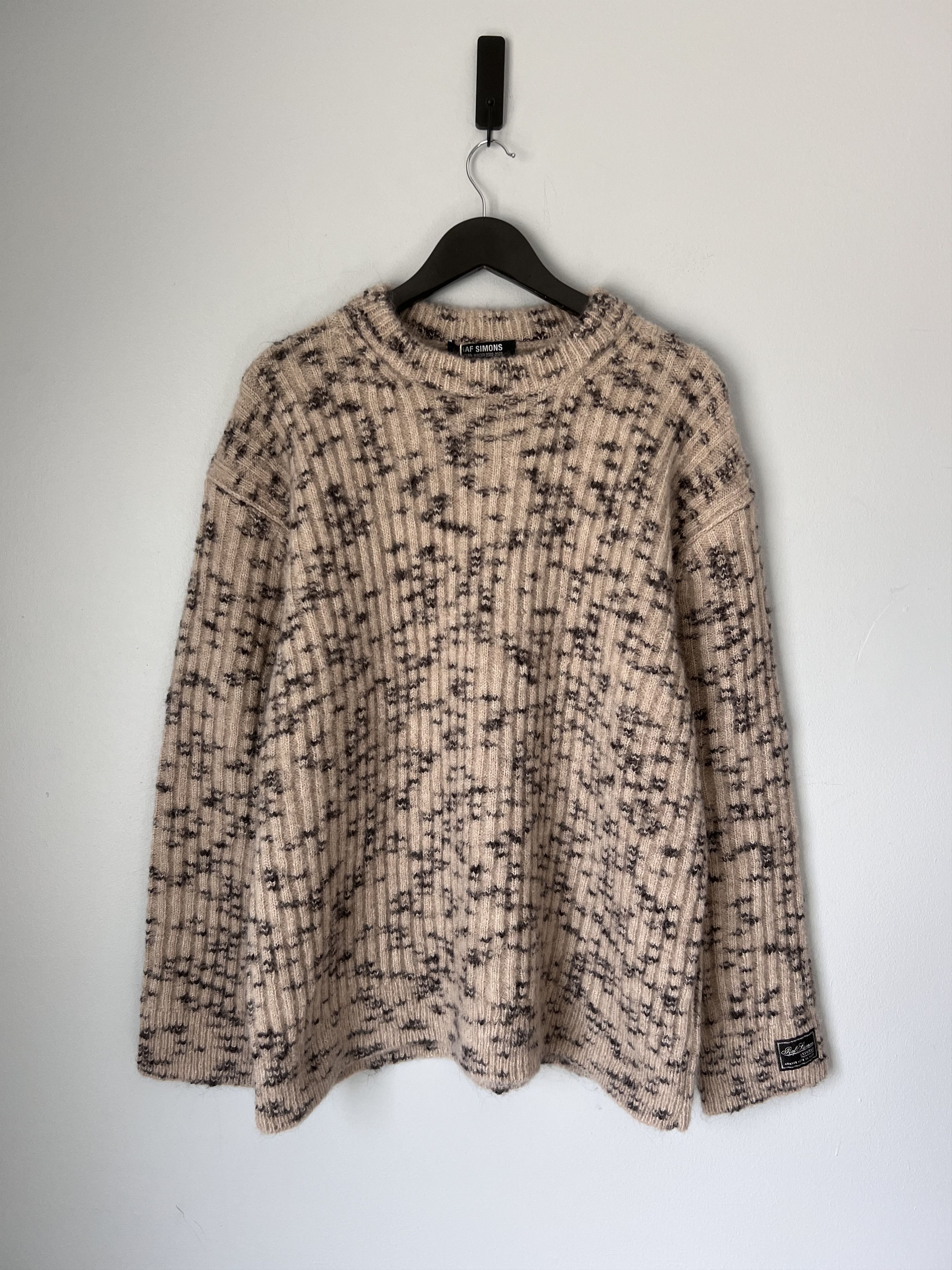 Raf Simons Raf Simons Mohair Ribbed Sweater in Beige Size US L / EU 52-54 / 3 - 1 Thumbnail
