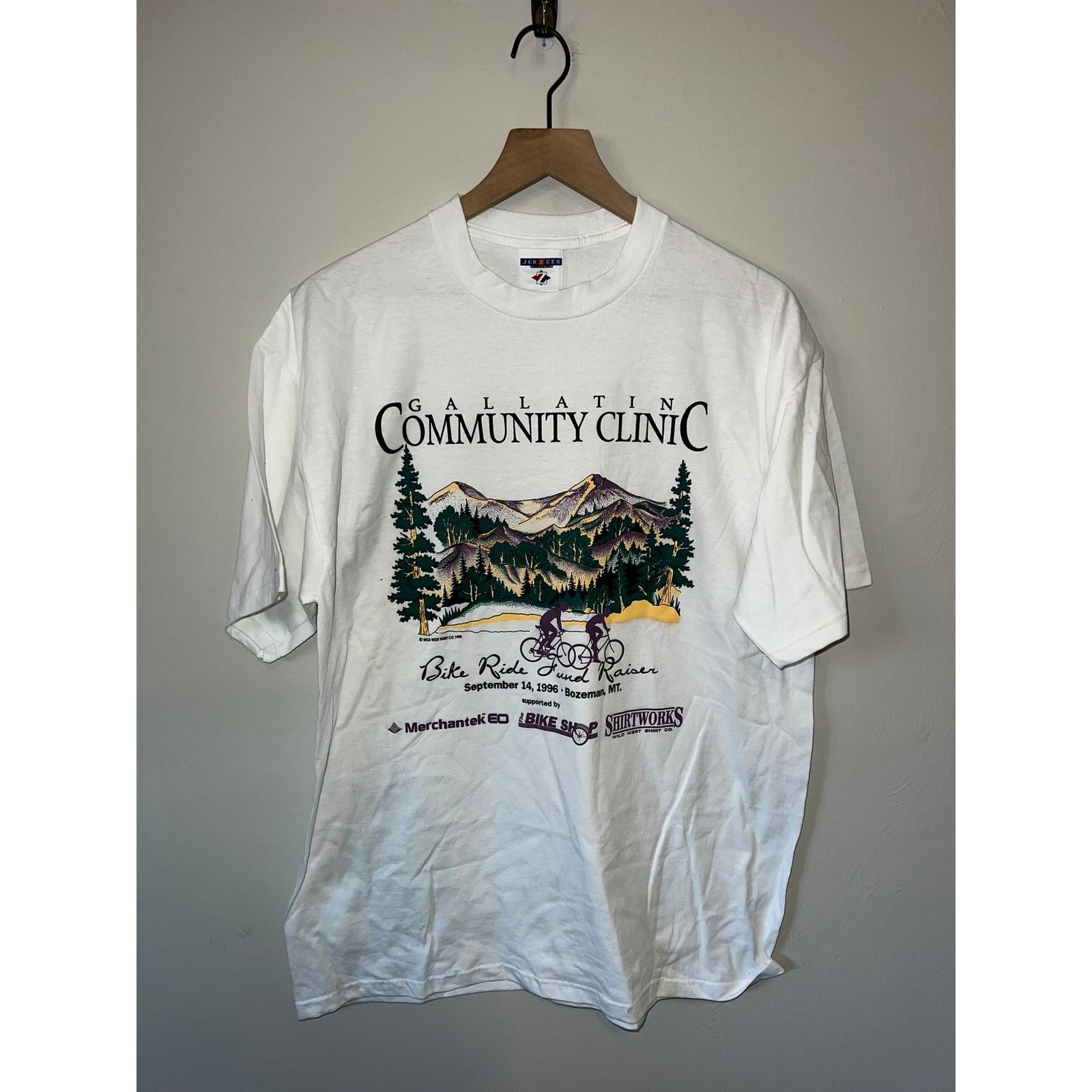 Jerzees 1996 Vintage Gallatin Clinic Bike Ride Fund Shirt VTG 90s L Size US L / EU 52-54 / 3 - 1 Thumbnail
