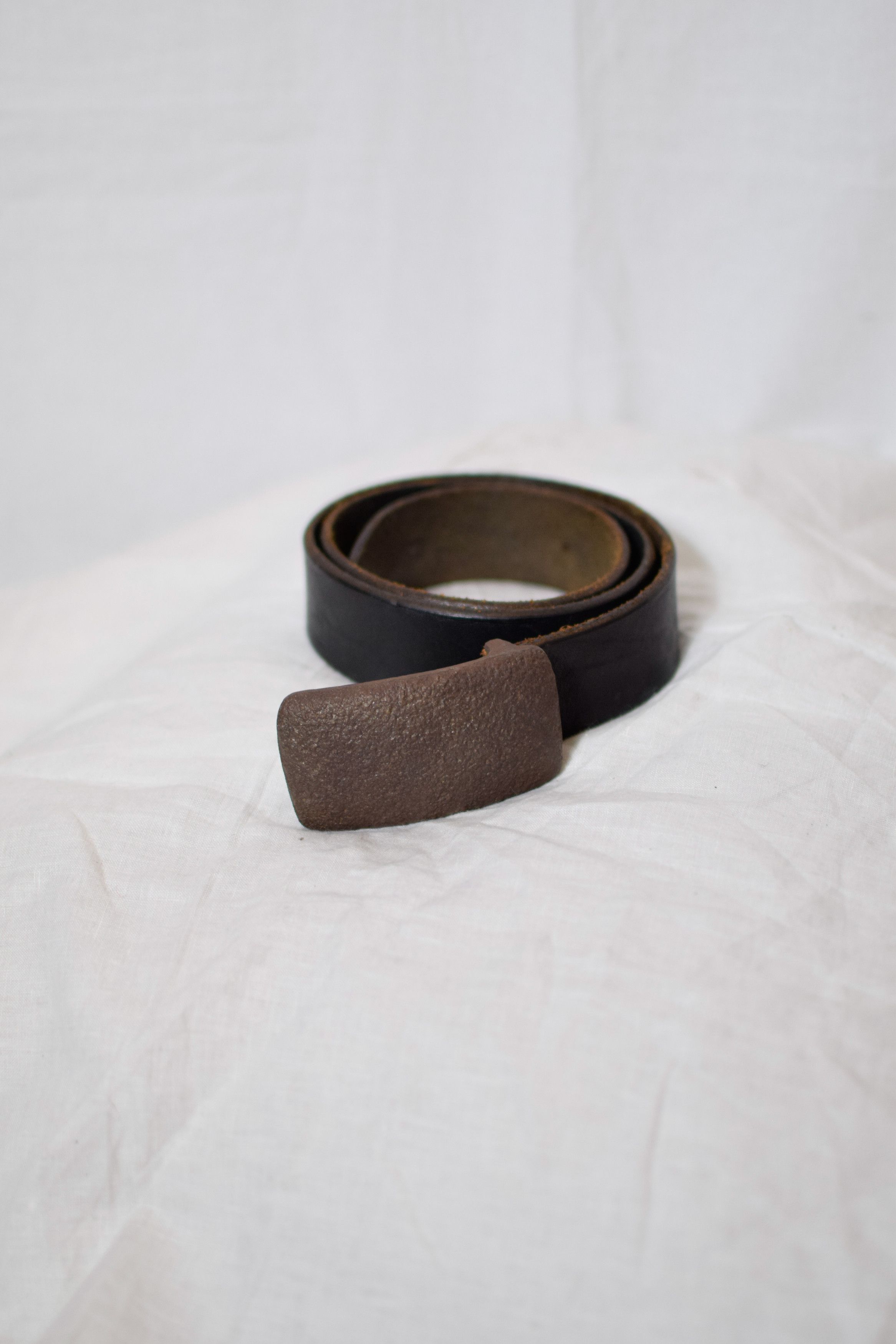 Julius FINAL DROP - Julius Archive Corroded Buckle Leather Belt Size ONE SIZE - 2 Thumbnail