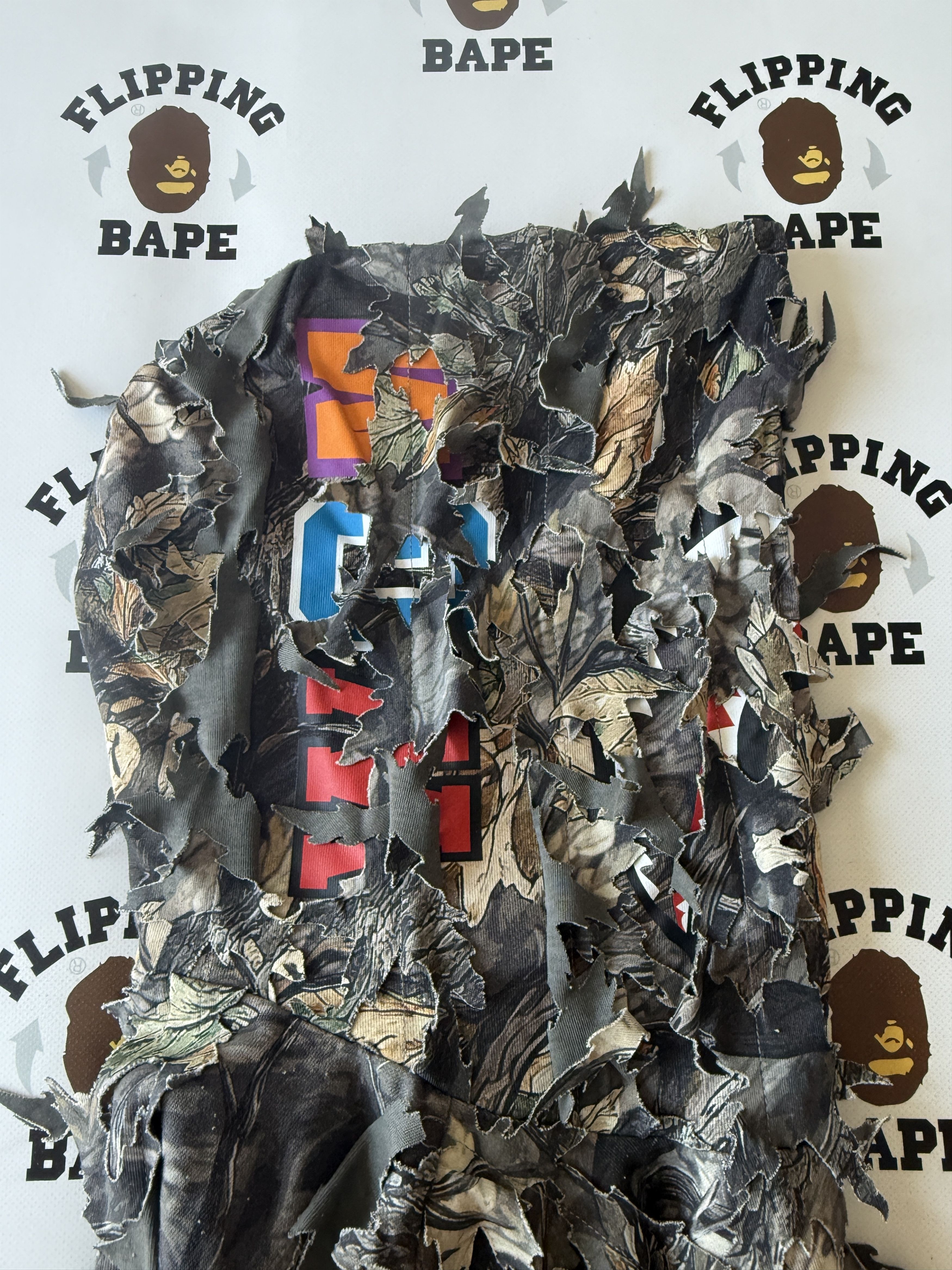 Bape BAPE TREE EDGE LASER CUT CROPPED SHARK FULL ZIP HOODIE Size US XL / EU 56 / 4 - 4 Thumbnail