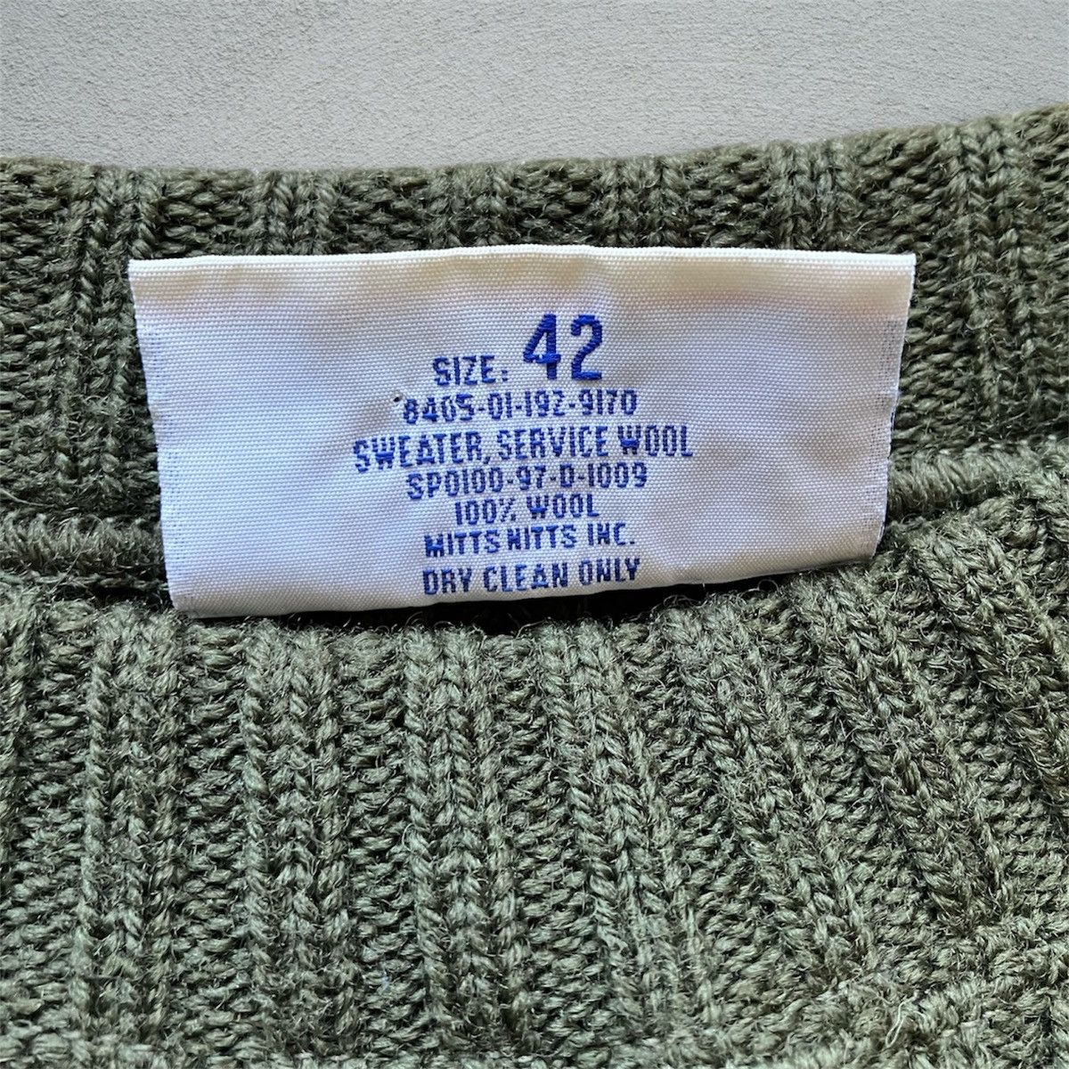 Other Vintage Wool Military Service Sweater DSCP 42 Mitts Nitts Size US M / EU 48-50 / 2 - 6 Thumbnail