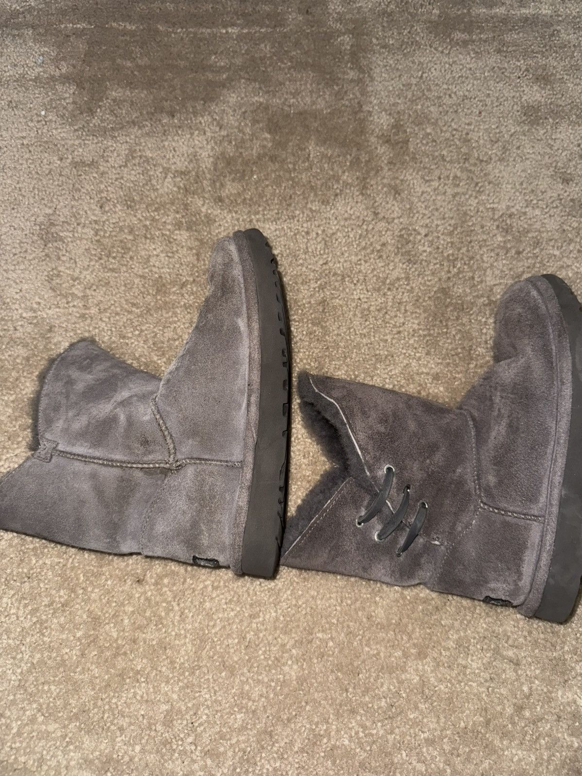 Ugg UGG Bailey Button Triplet II (short version) Size US 7 / IT 37 - 3 Thumbnail