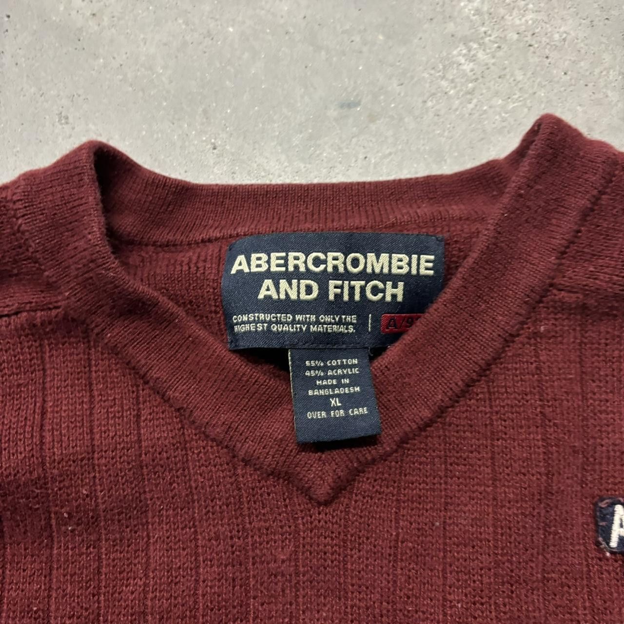 Abercrombie & Fitch × Vintage Crazy Vintage Y2K/2000s Maroon Red Abercrombie & Fitch Essential Sweater! Size US L / EU 52-54 / 3 - 5 Thumbnail