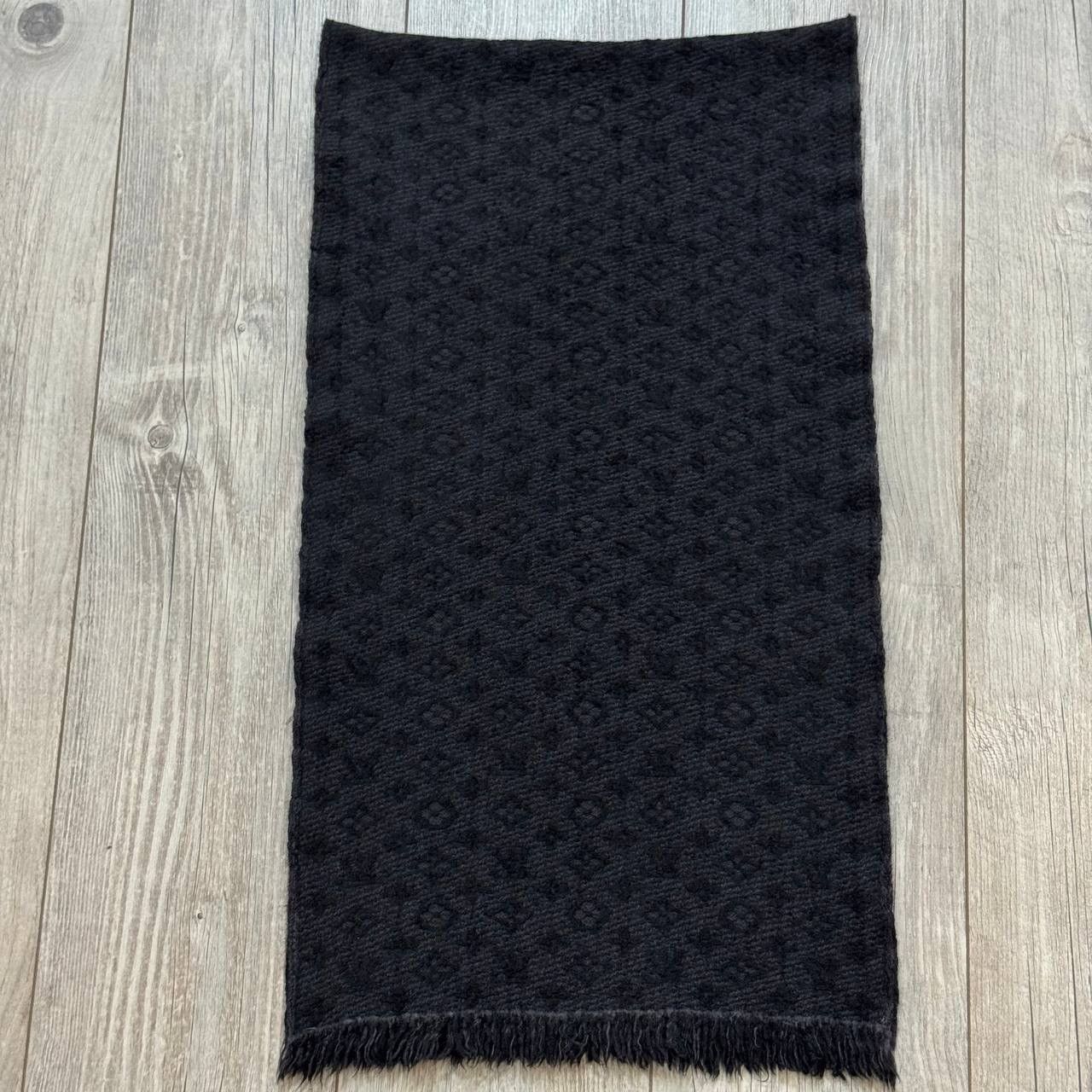Louis Vuitton Louis Vuitton Wool Scarf Size ONE SIZE - 8 Thumbnail