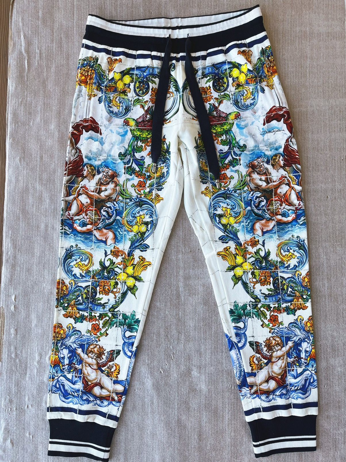 Dolce & Gabbana These DOLCE & GABBANA luxury pants Size US 34 / EU 50 - 1 Thumbnail