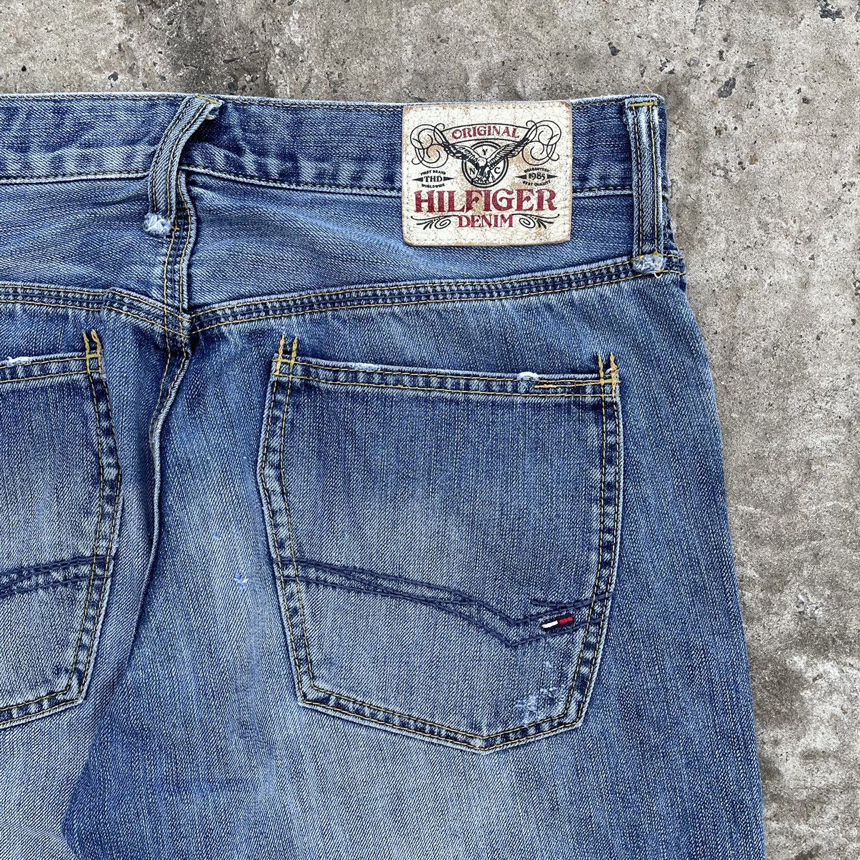 Tommy Hilfiger × Vintage Vintage Tommy Hilfiger Jeans Size 30 Y2K 90s Style USA Size US 30 / EU 46 - 17 Thumbnail