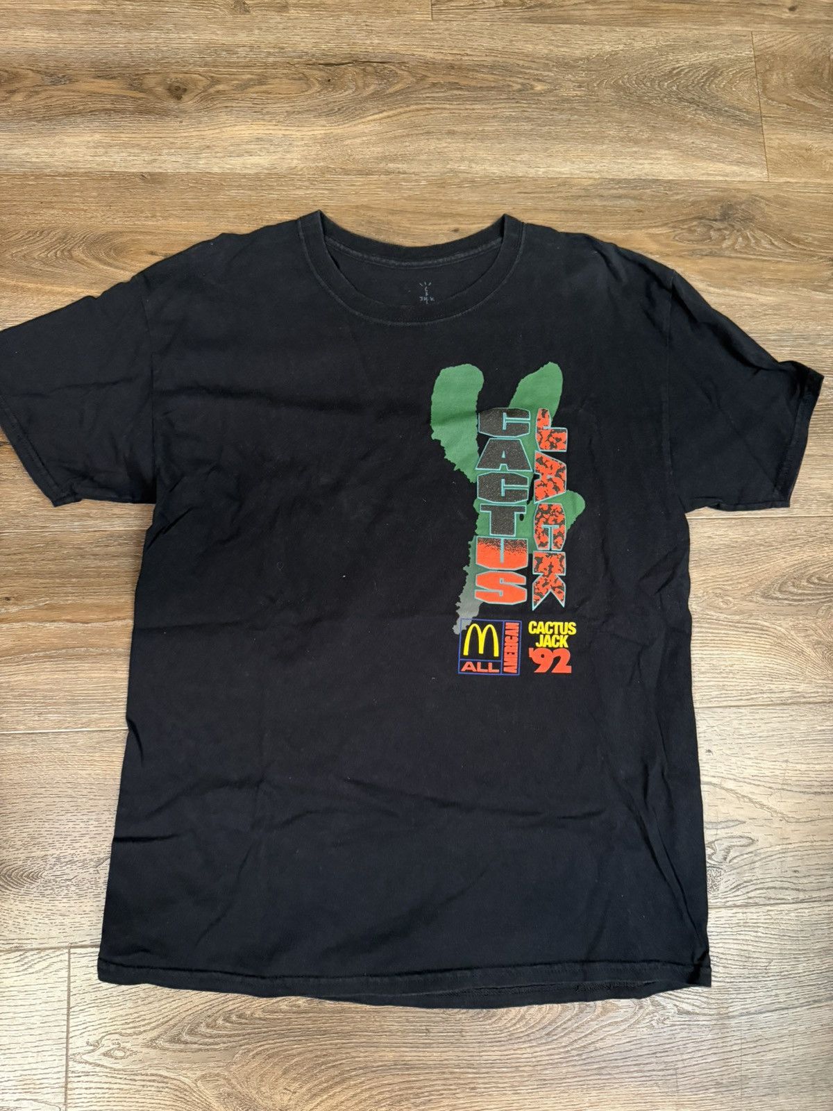 Travis Scott Travis Scott McDonalds t shirt size medium Size US M / EU 48-50 / 2 - 1 Thumbnail