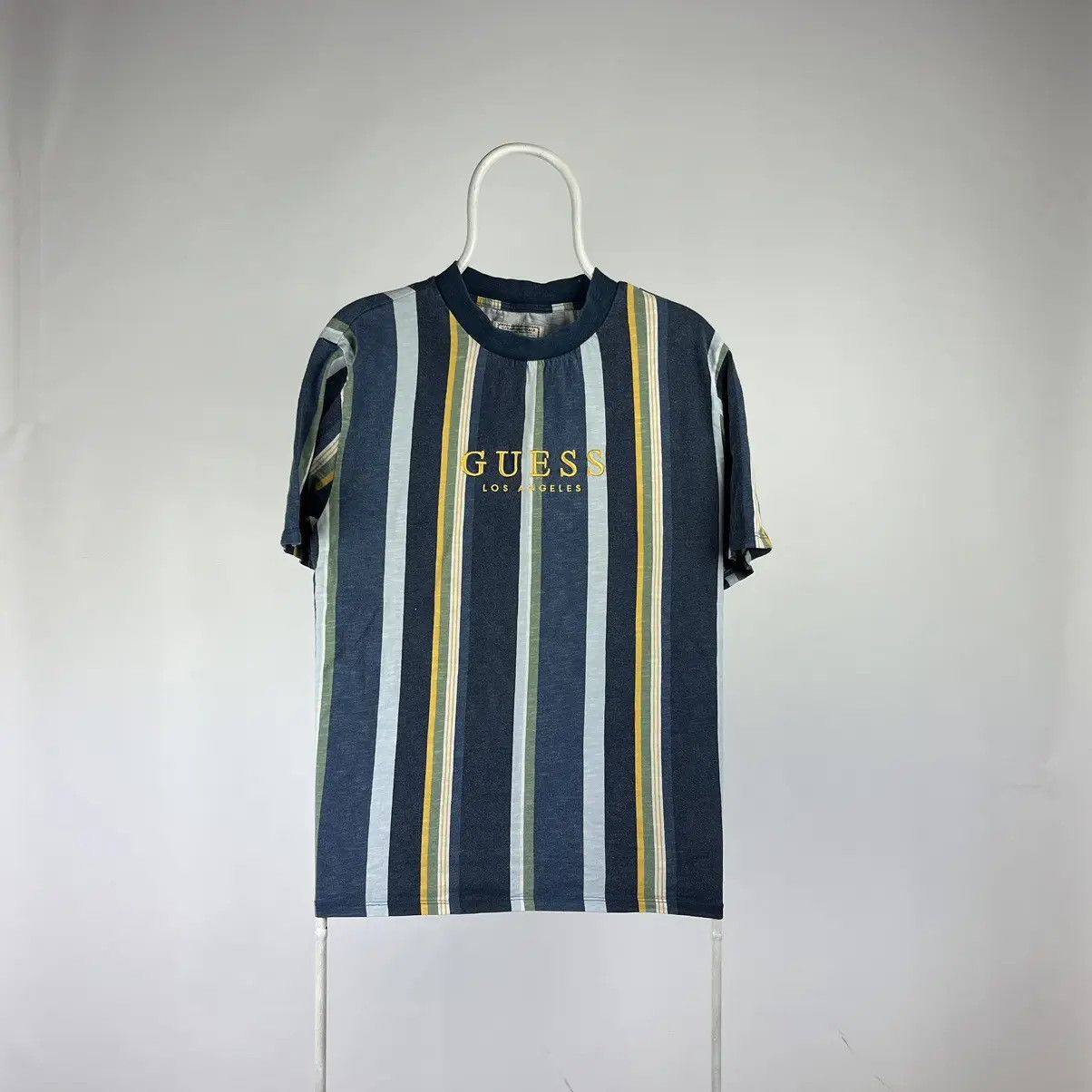 Guess Guess T-shirt Los Angeles stripped size Small Size US S / EU 44-46 / 1 - 1 Thumbnail