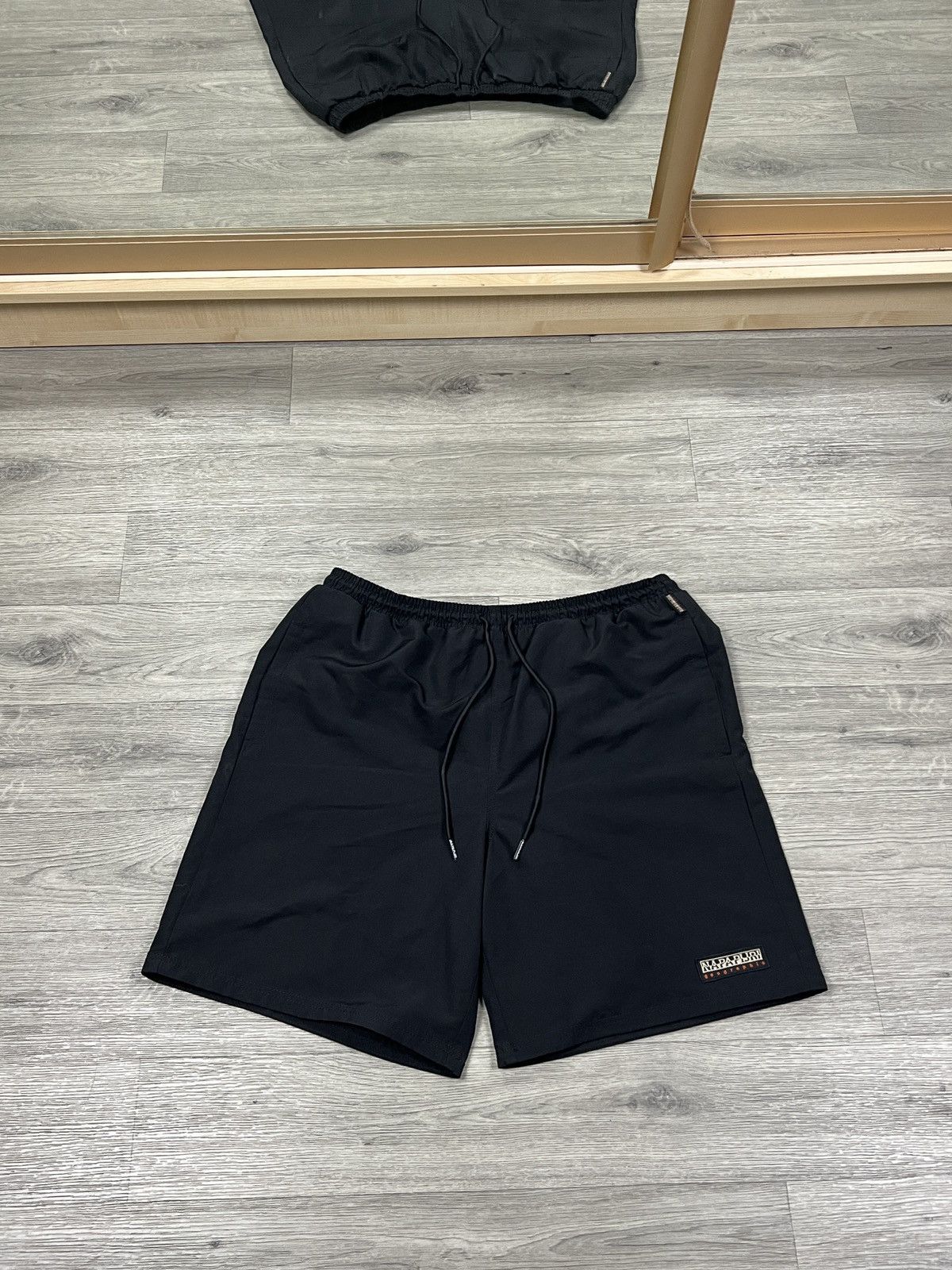 Napapijri Napapijri V-Laato Men's Swim Shorts Black Trunks Size XL Size US 36 / EU 52 - 1 Thumbnail