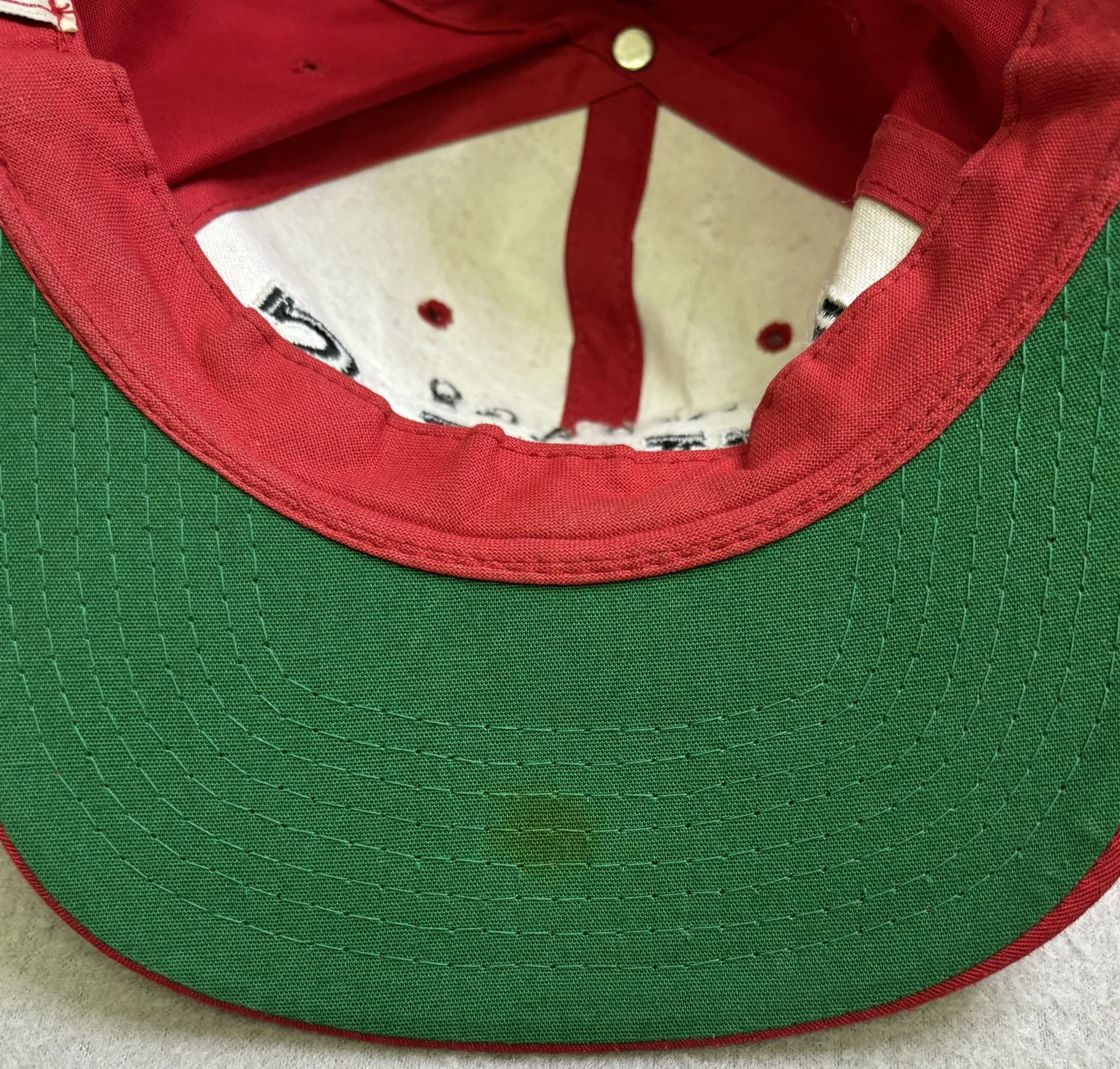 NBA × Starter × Vintage Chicago Bulls NBA 90s Starter Red Cap Size ONE SIZE - 8 Thumbnail
