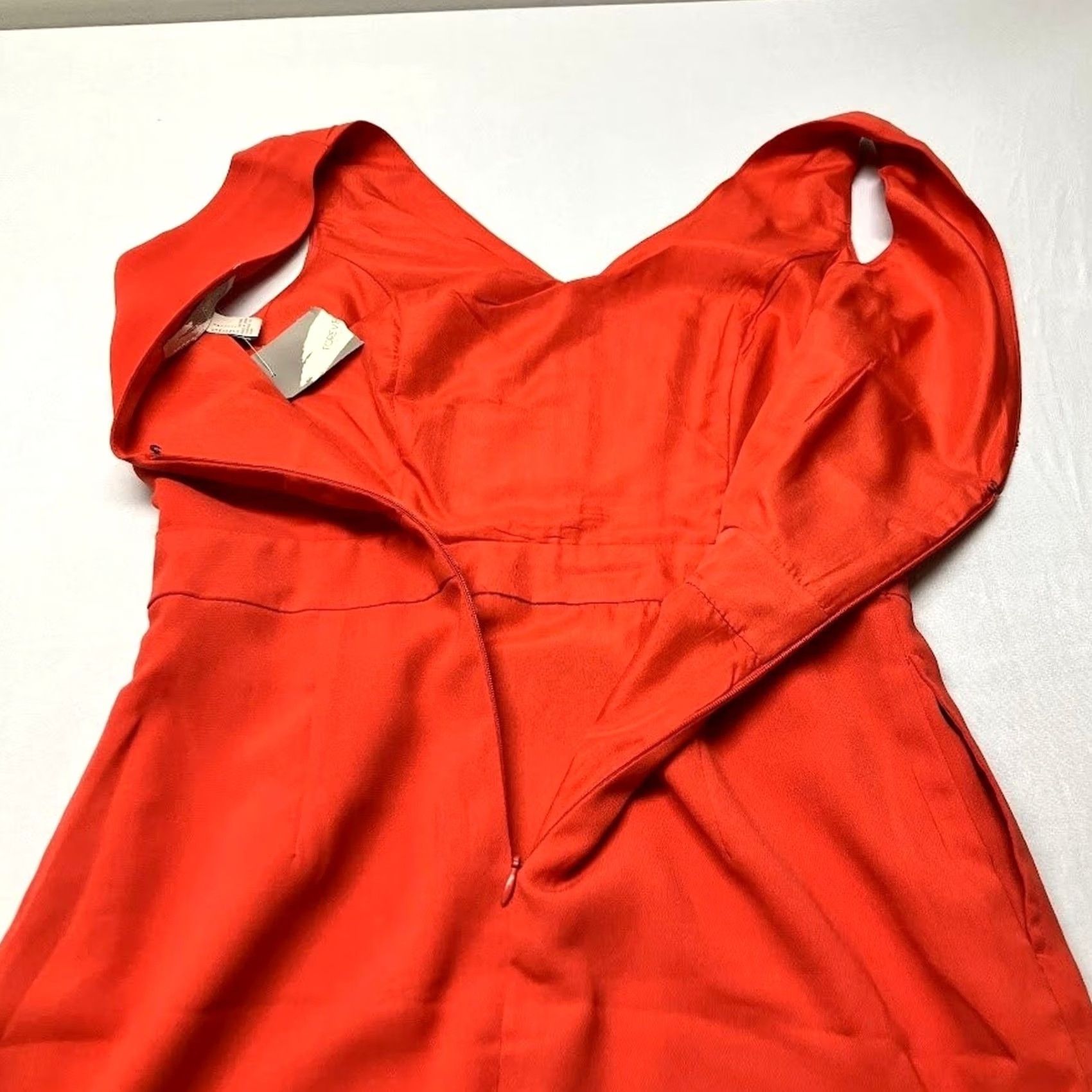 Forever 21 FOREVER 21 Red V-Neck Sleeveless Mini Sheath Tank Dress S NWT Size S / US 4 / IT 40 - 6 Thumbnail