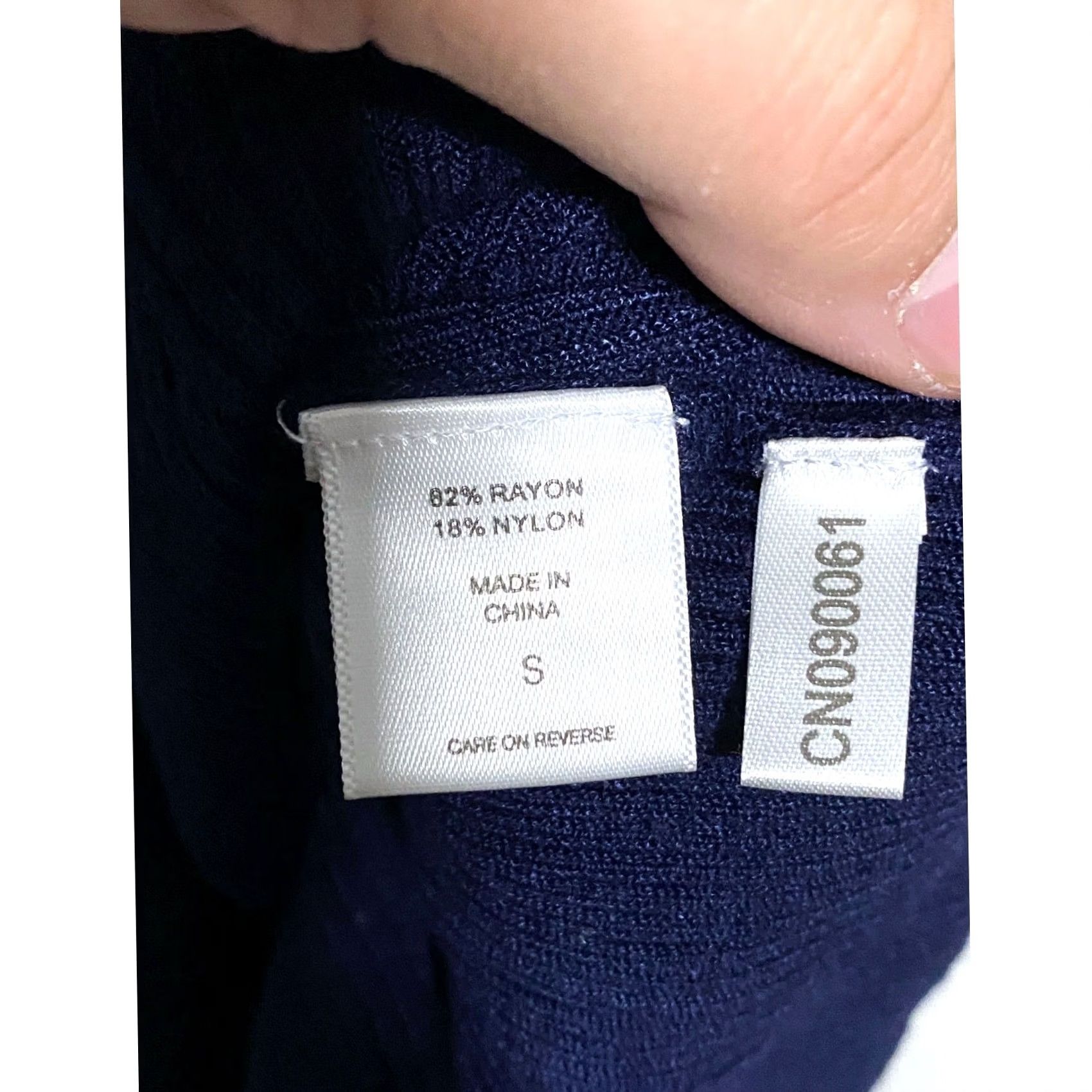 Vintage New York & Co Knit Top S Blue Navy Ribbed Career Casual Preppy Y2K Button Cuffs Size S / US 4 / IT 40 - 6 Thumbnail