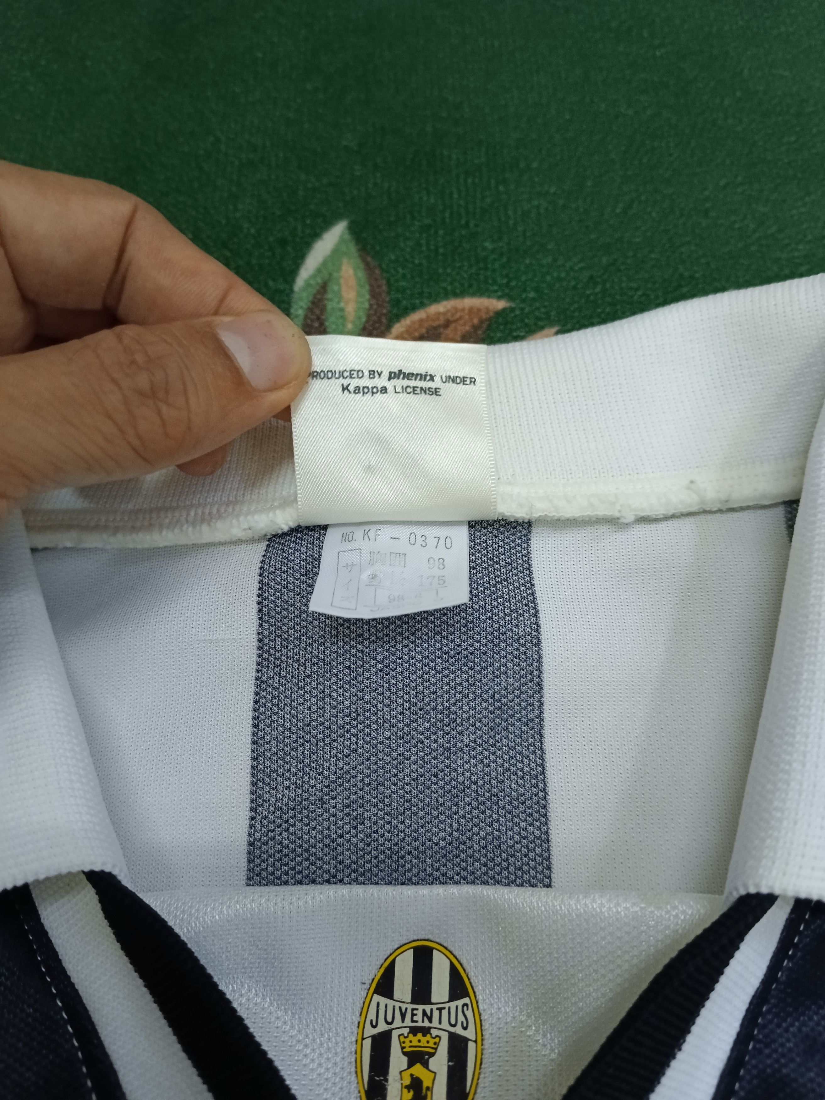 Kappa × Vintage VINTAGE 90s KAPPA JUVENTUS JERSEY Size US L / EU 52-54 / 3 - 7 Thumbnail