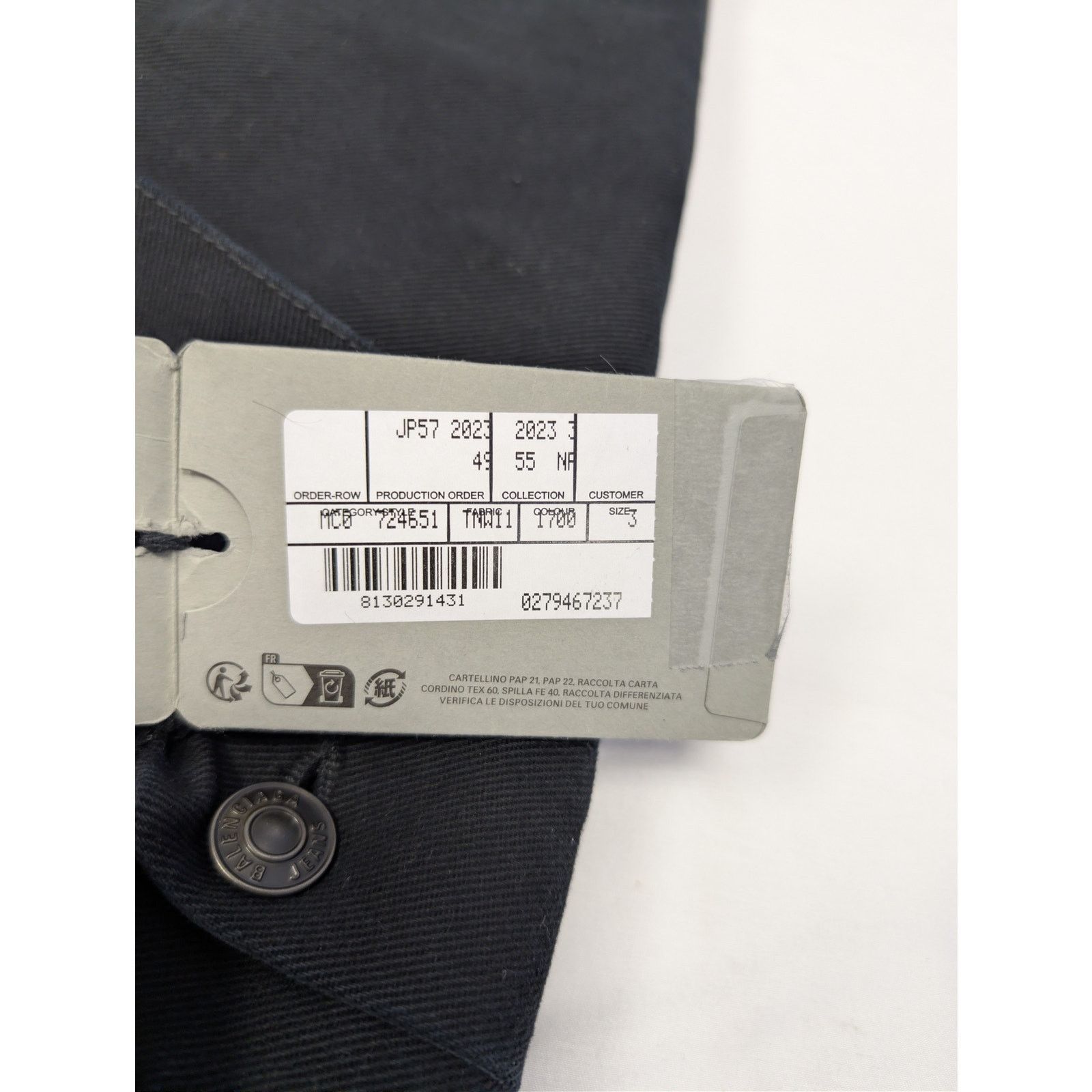 Balenciaga o1rshd1 Soft Black Left Hand Denim Jacket in Black Size US L / EU 52-54 / 3 - 17 Thumbnail