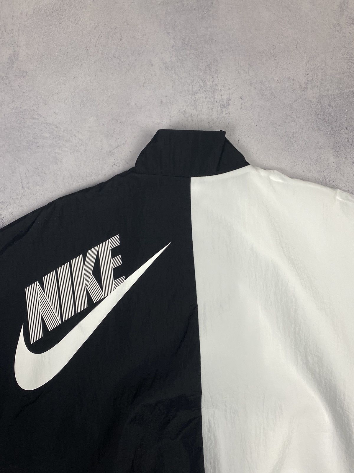 Nike New Nike Swoosh Big Logo Nylon Y2K Drill Jacket Bomber Size S / US 4 / IT 40 - 13 Thumbnail