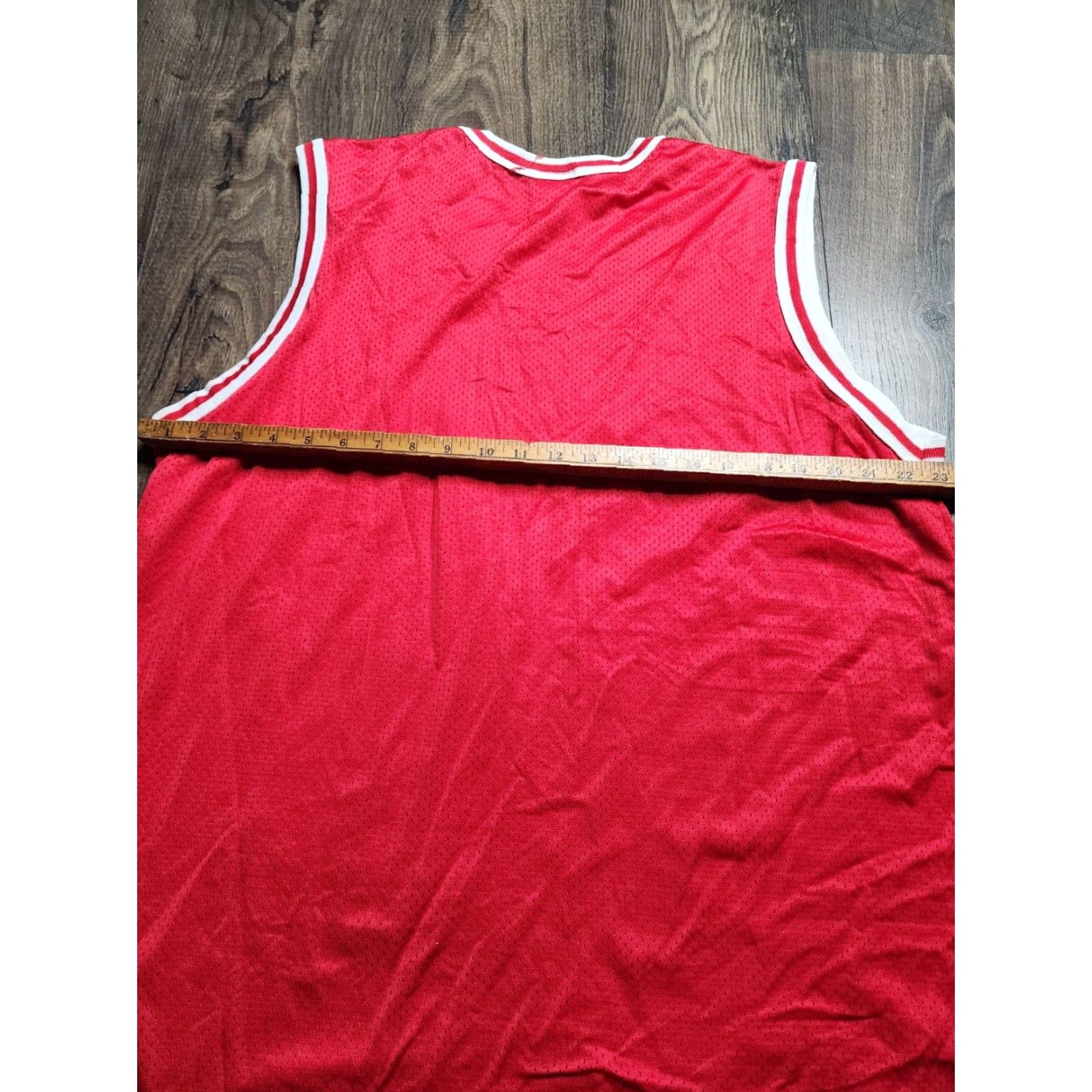 Champion VINTAGE Champion Shirt Mens L Red 90s USA Classic Spellout Basketball Jersey Sleeveless Crew Neck Size US L / EU 52-54 / 3 - 3 Thumbnail