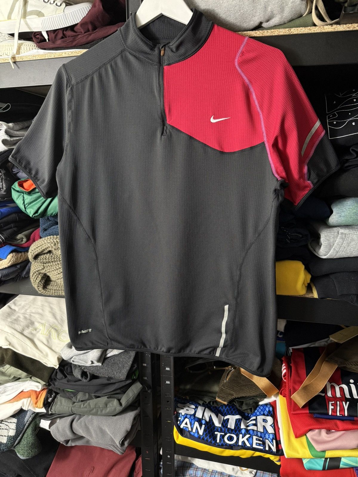 Nike Vintage Nike FitDry Running Shirt Half Zip Reflective Top Size US L / EU 52-54 / 3 - 3 Thumbnail