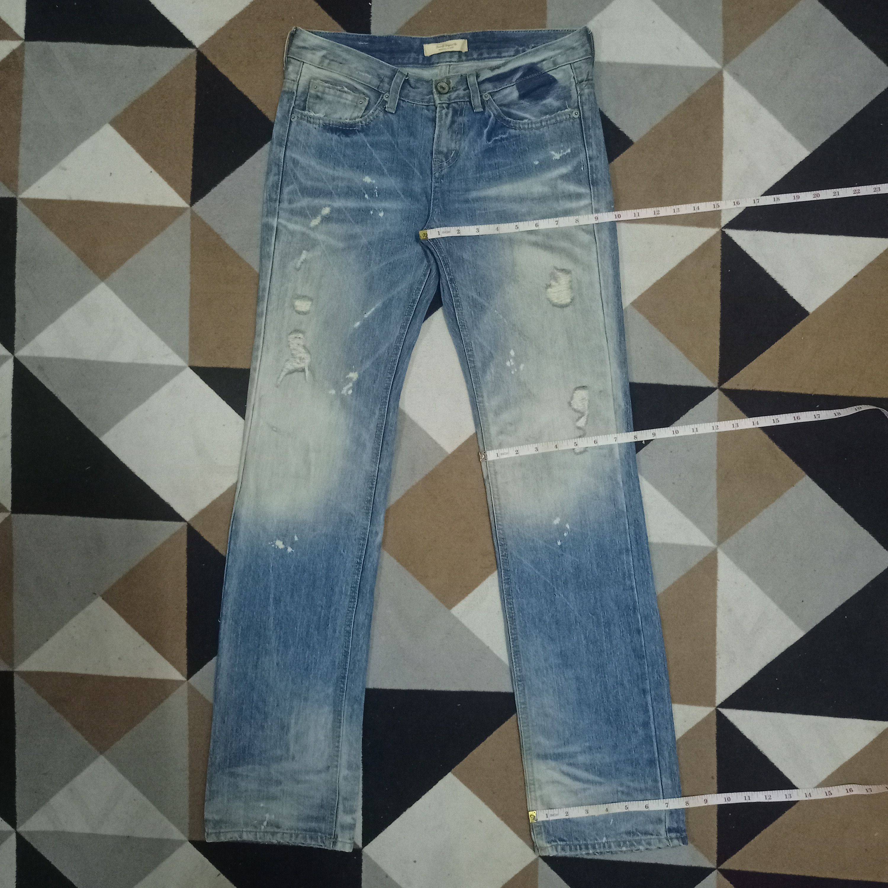 Japanese Brand Vintage Japanese Brand Acid Wash Style Loose Jeans Size US 30 / EU 46 - 12 Thumbnail