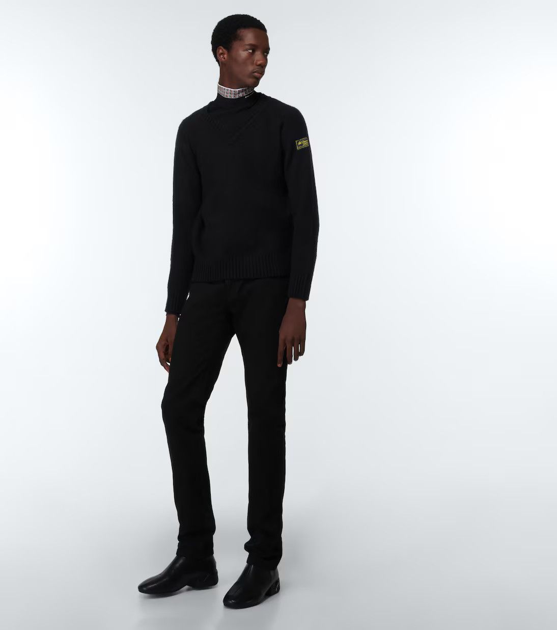Raf Simons o1y0325 Logo V-neck Sweater in Black Size US S / EU 44-46 / 1 - 5 Thumbnail