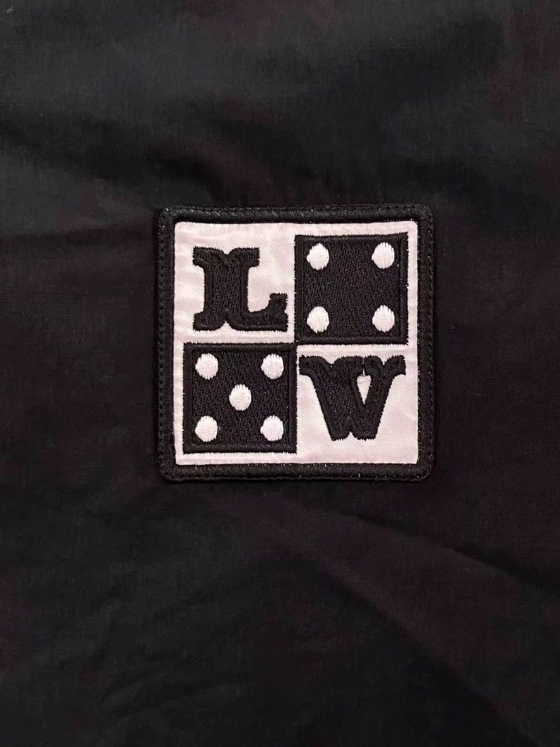 Louis Vuitton Louis Vuitton Letter Logo embroidered open-neck, single-br Size US L / EU 52-54 / 3 - 3 Thumbnail
