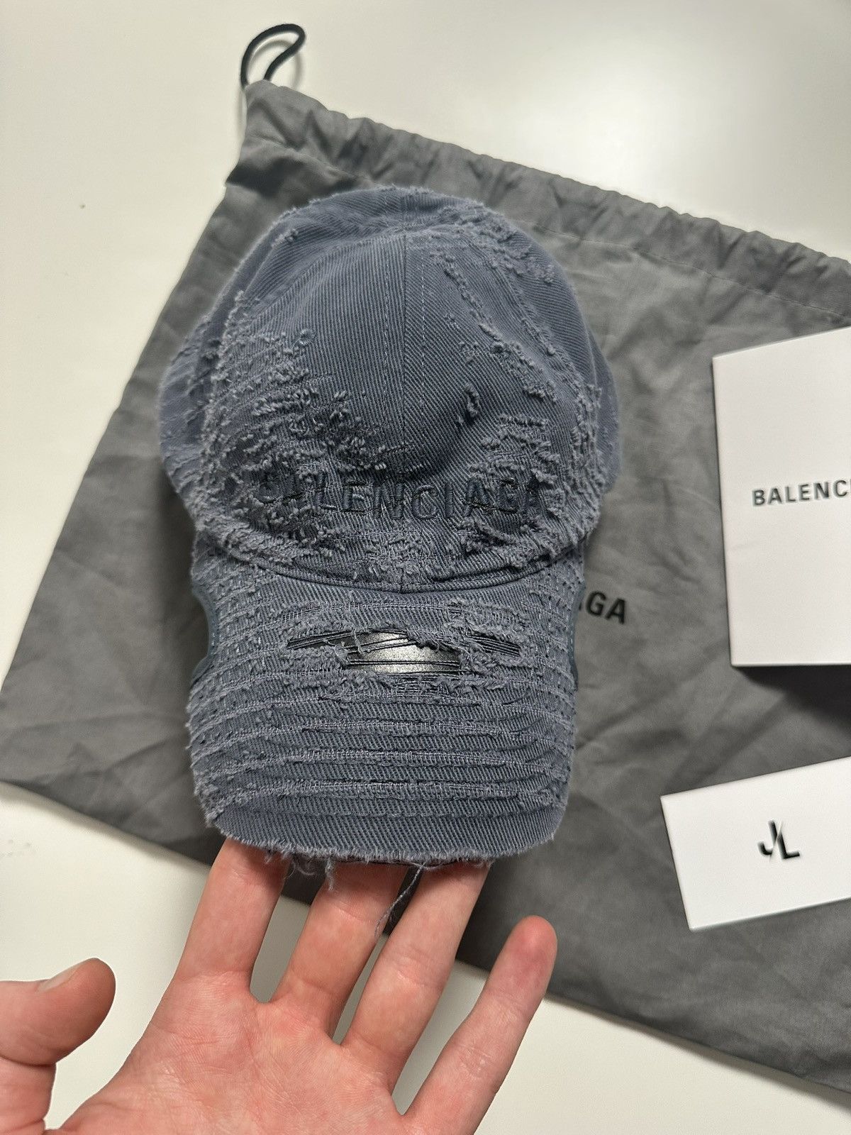 Balenciaga Balenciaga laser destroyed cap S 55cm NEW Size ONE SIZE - 3 Thumbnail