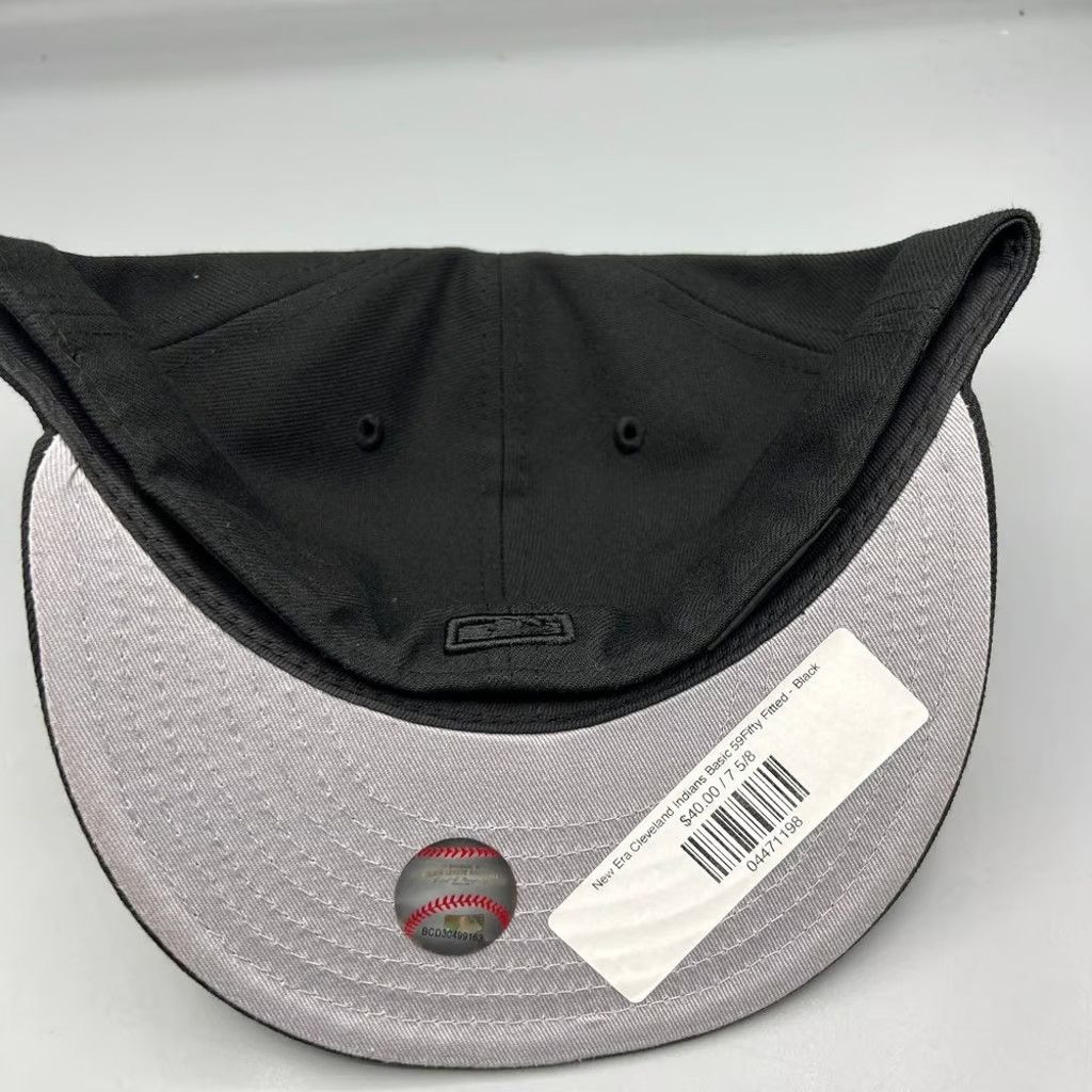 New Era Cleveland Indians Guardians Hat Men 7 5/8 Black Fitted Cap Size ONE SIZE - 6 Thumbnail