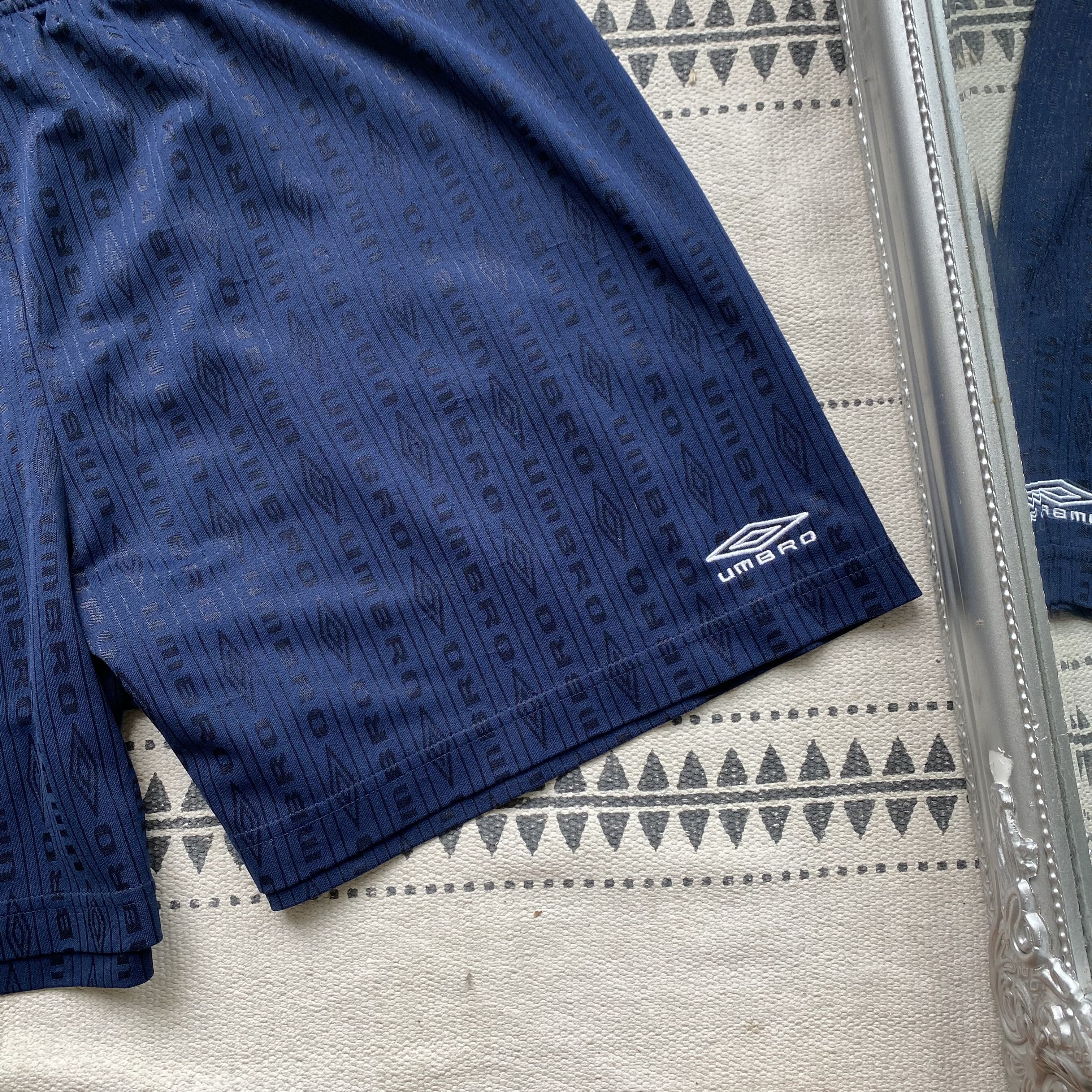Umbro Vintage 90s Umbro training shorts Monogram Size US 36 / EU 52 - 3 Thumbnail