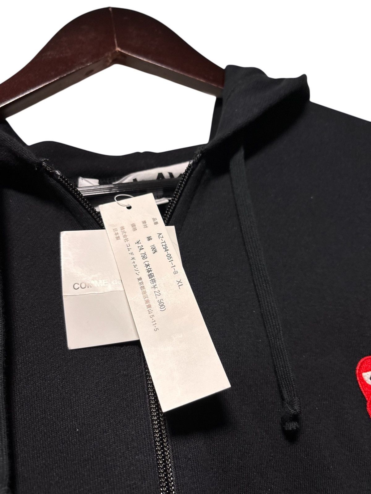 Comme des Garcons PLAY COMME DES GARÇONS PLAY Black Zip-Up Double Heart Hoodie Size US XL / EU 56 / 4 - 4 Thumbnail