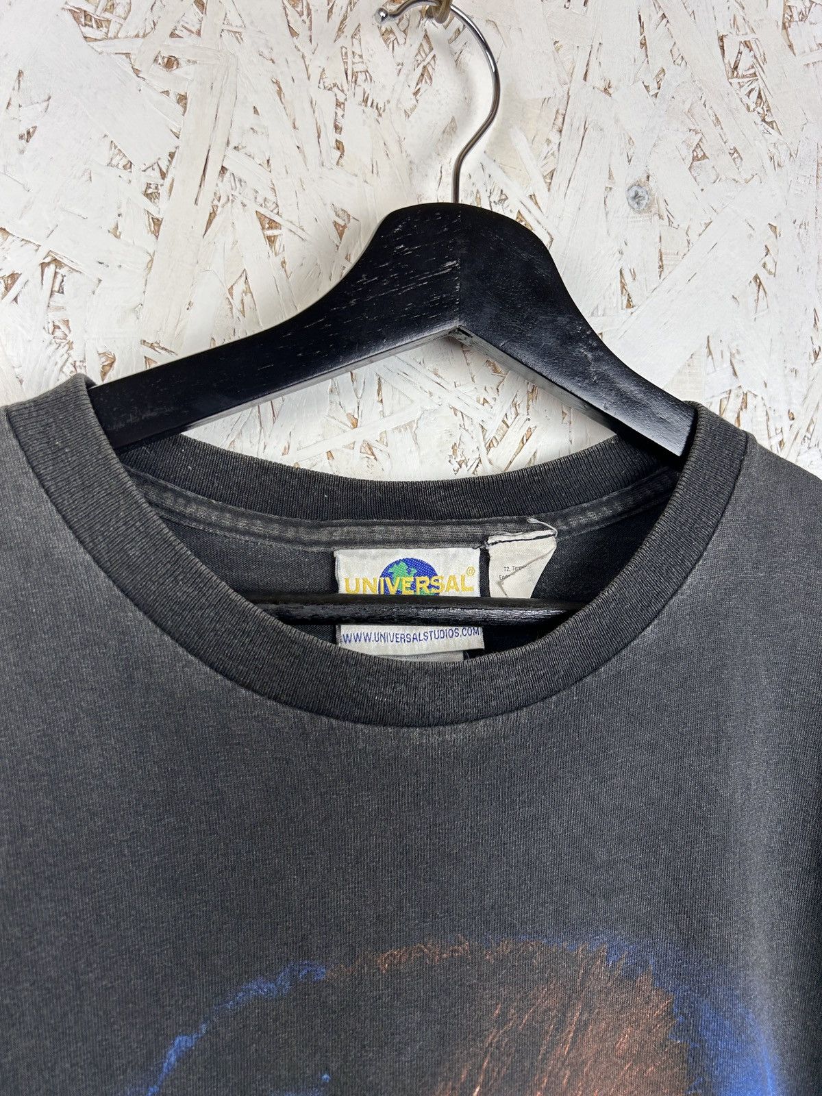 Universal Studios 90s Vintage Terminator T2-3D Universal Florida Faded T-Shirt Size US L / EU 52-54 / 3 - 6 Thumbnail