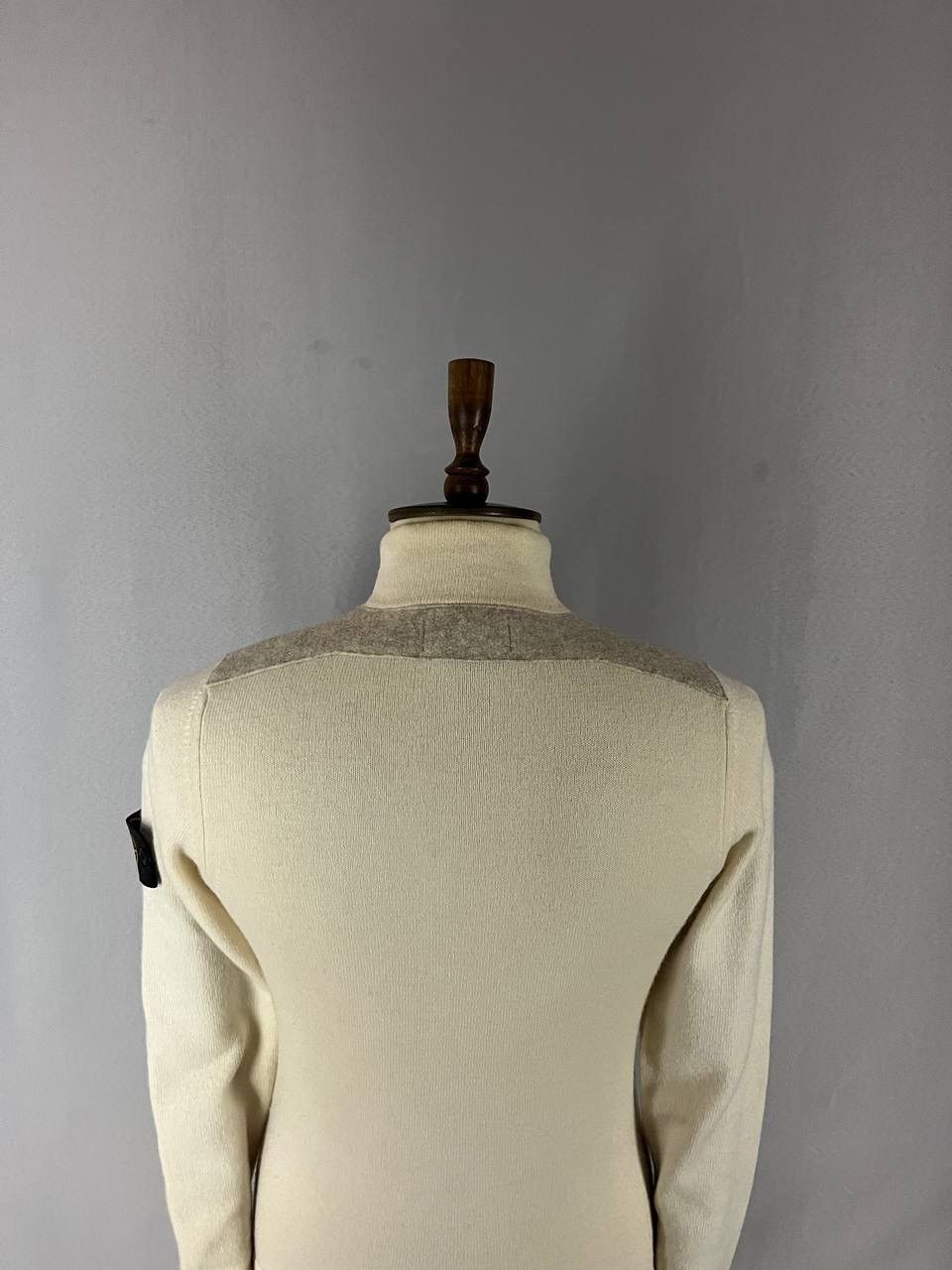 Stone Island Stone Island Milk Sweater Size US S / EU 44-46 / 1 - 9 Thumbnail