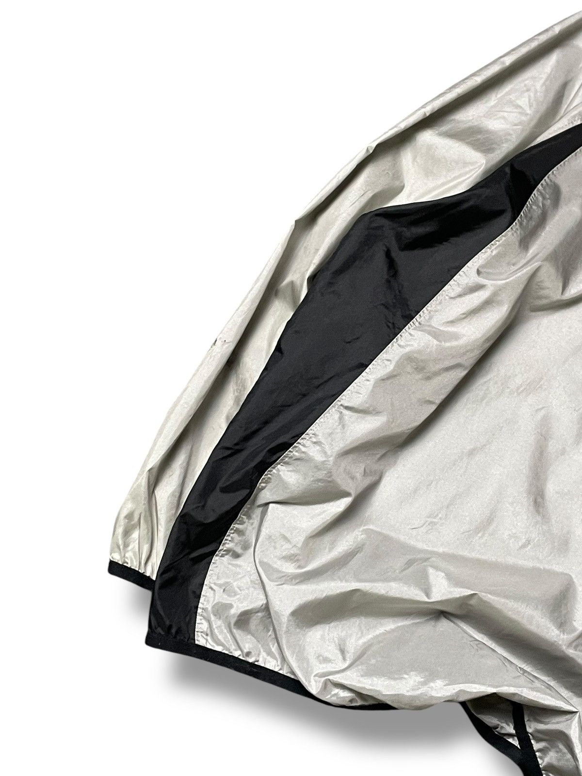 Japanese Brand × Umbro × Vintage Vintage UMBRO 90’s Nylon Windbreaker (72) Size US M / EU 48-50 / 2 - 2 Thumbnail