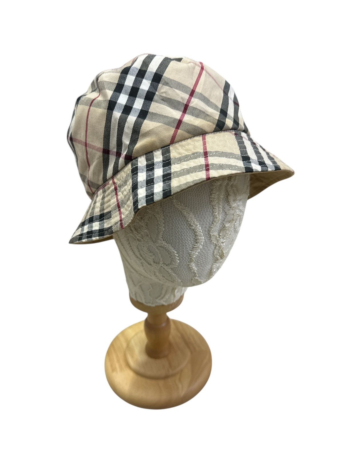 Burberry BURBERRY LONDON BEIGE BUCKET HAT REVERSIBLE SIZE 56cm Size ONE SIZE - 1 Thumbnail