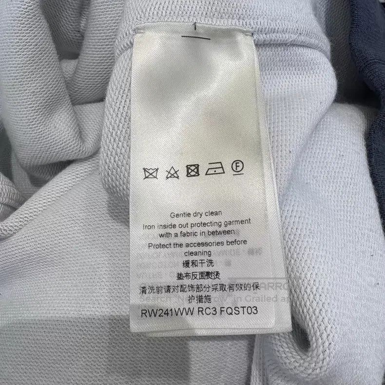Louis Vuitton Louis Vuitton Monogram hoodie Size US S / EU 44-46 / 1 - 8 Thumbnail
